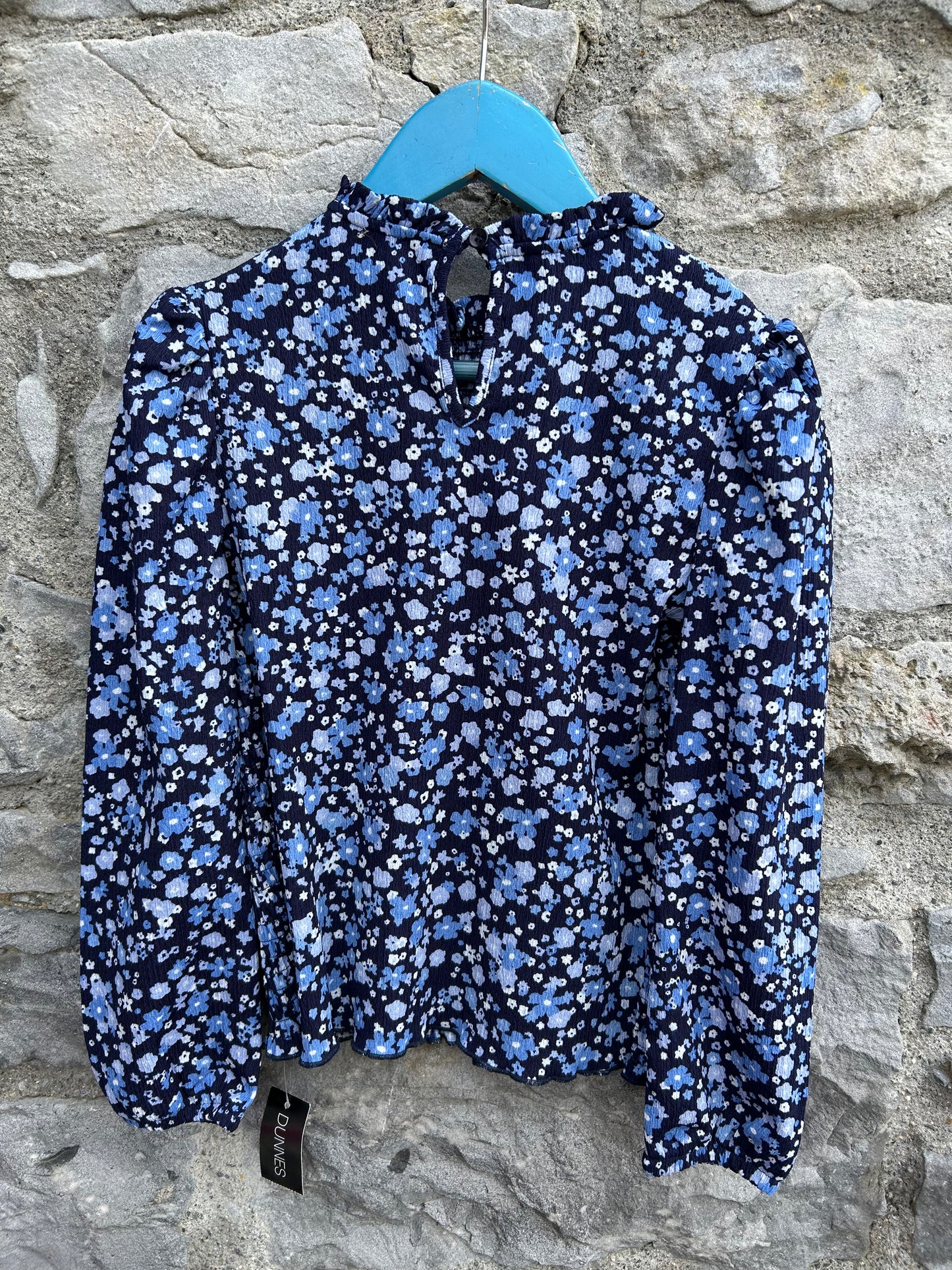 Blue flowers navy wrinkled top  7-8y (122-128cm)