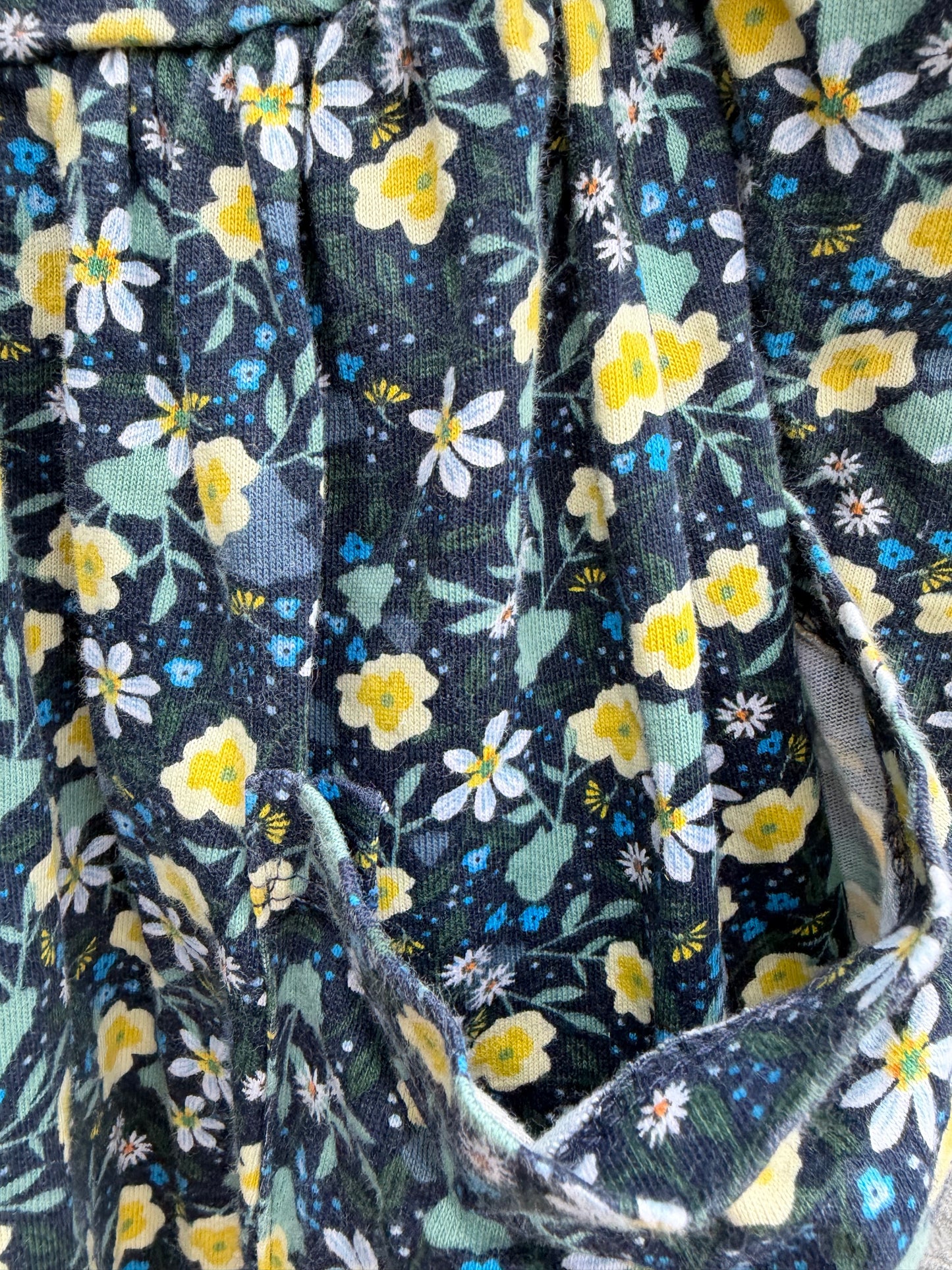 Yellow flowers navy dress 3-4y (98-104cm)