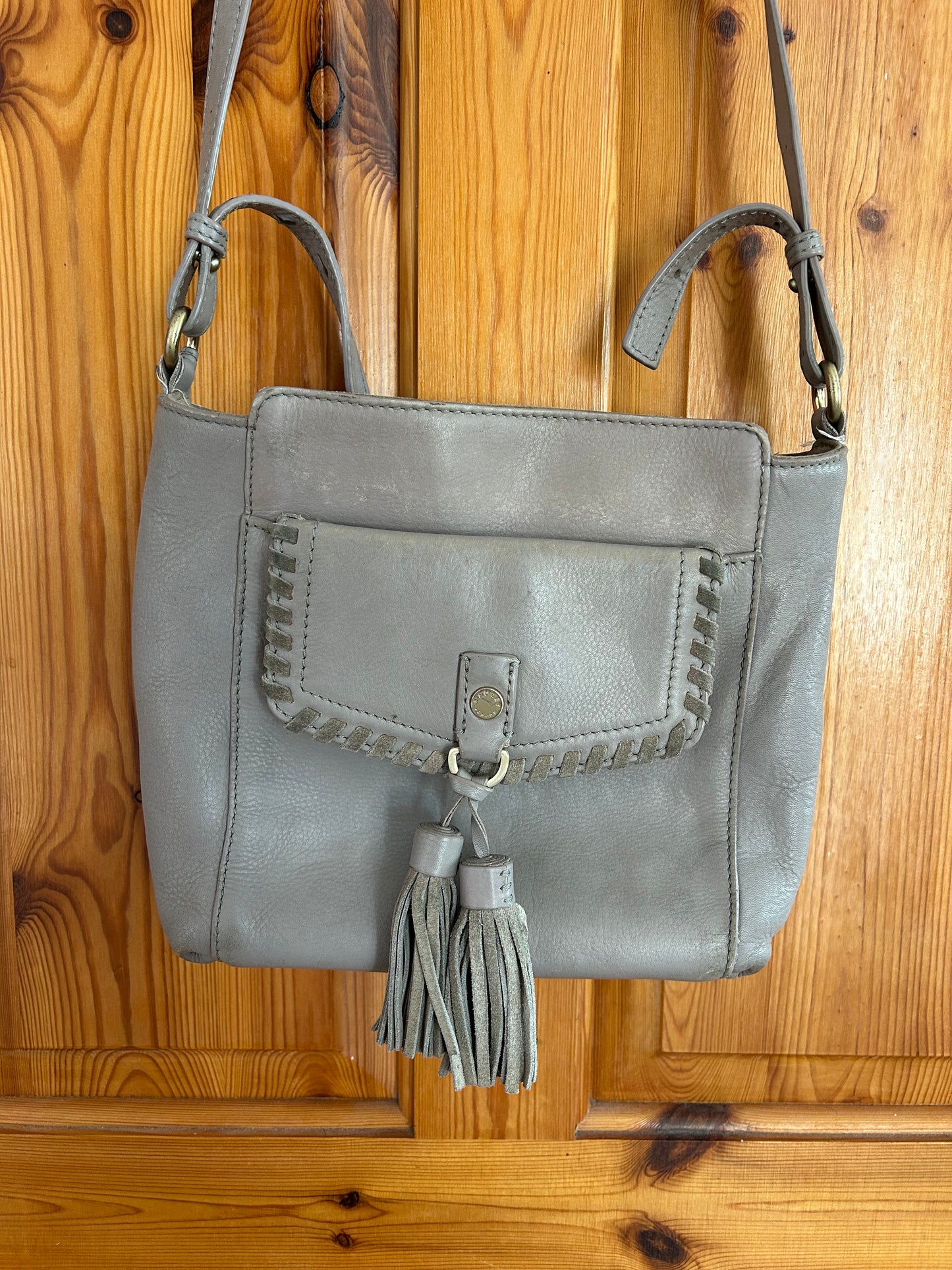 Grey/beigy crossbody bag