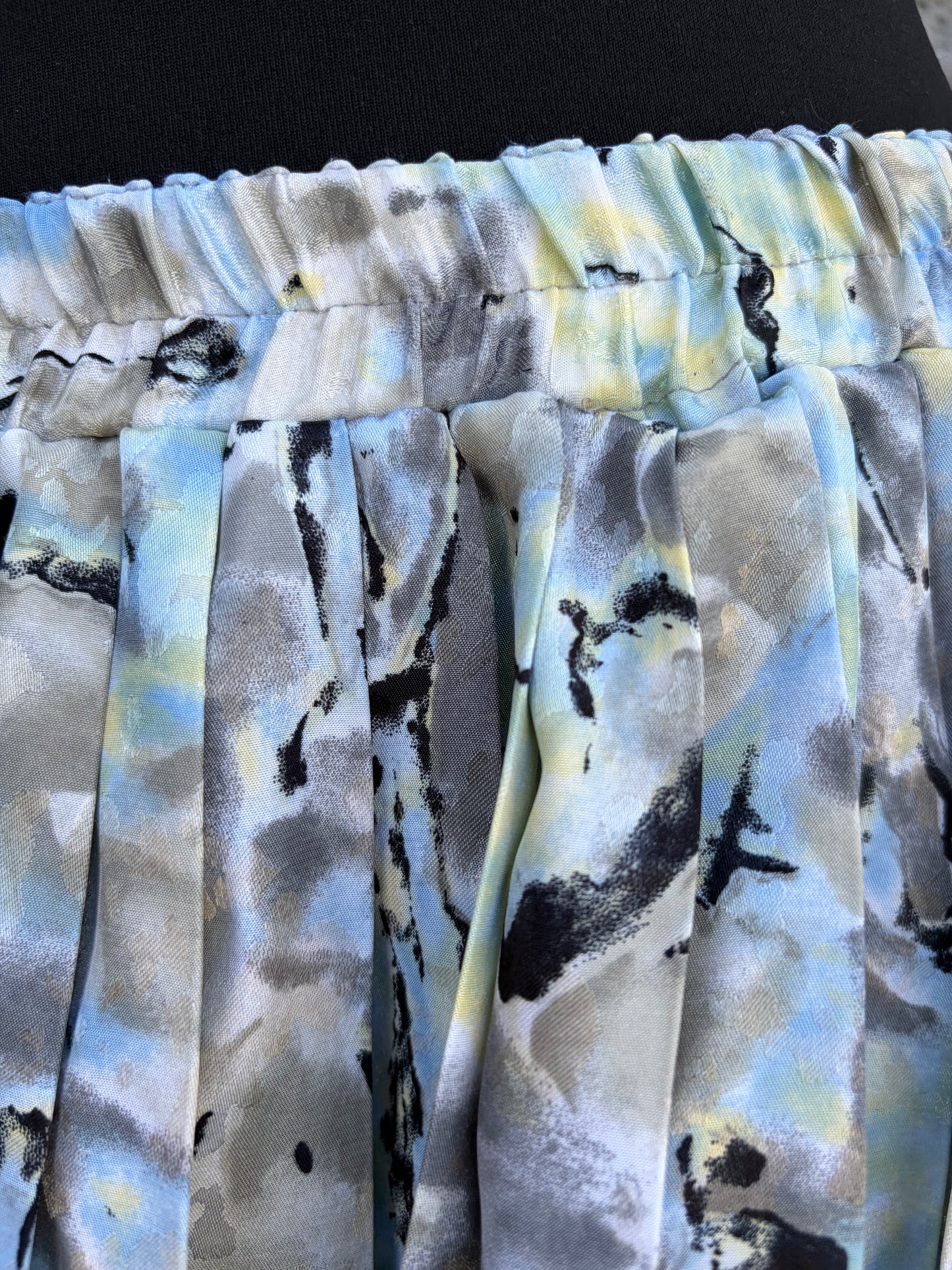 80s grey abstract pleated skirt uk 12-14