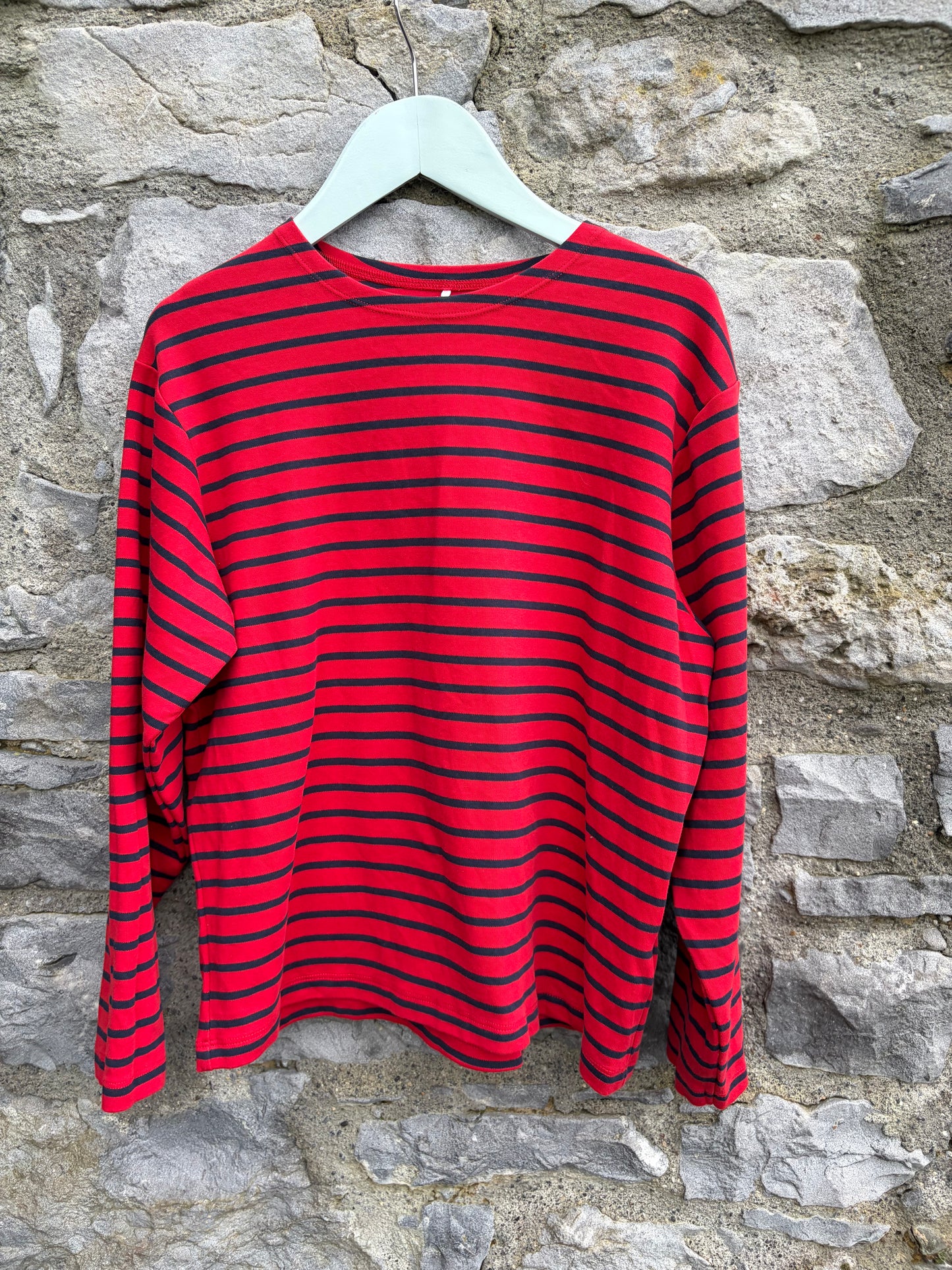 Red&black stripy top 11-12y (146-152cm)