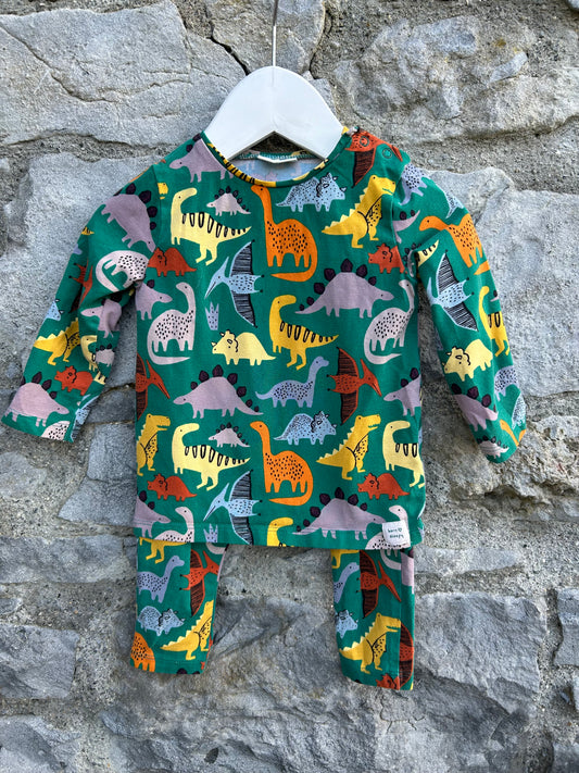 Dinosaurs green pjs  6-9m (68-74cm)