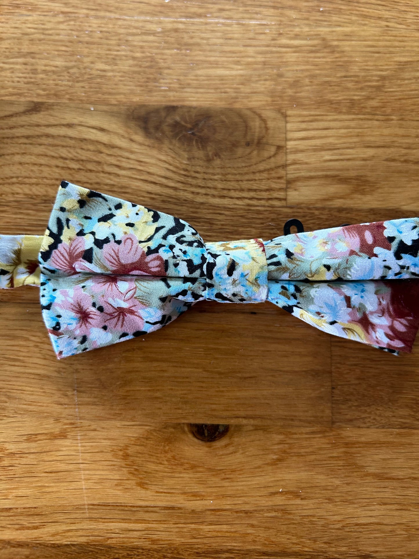 Floral Bow tie