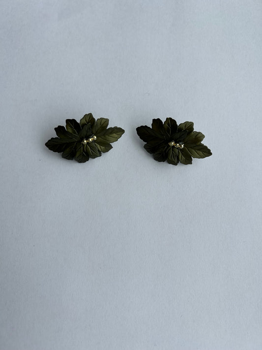 Leaf earrings