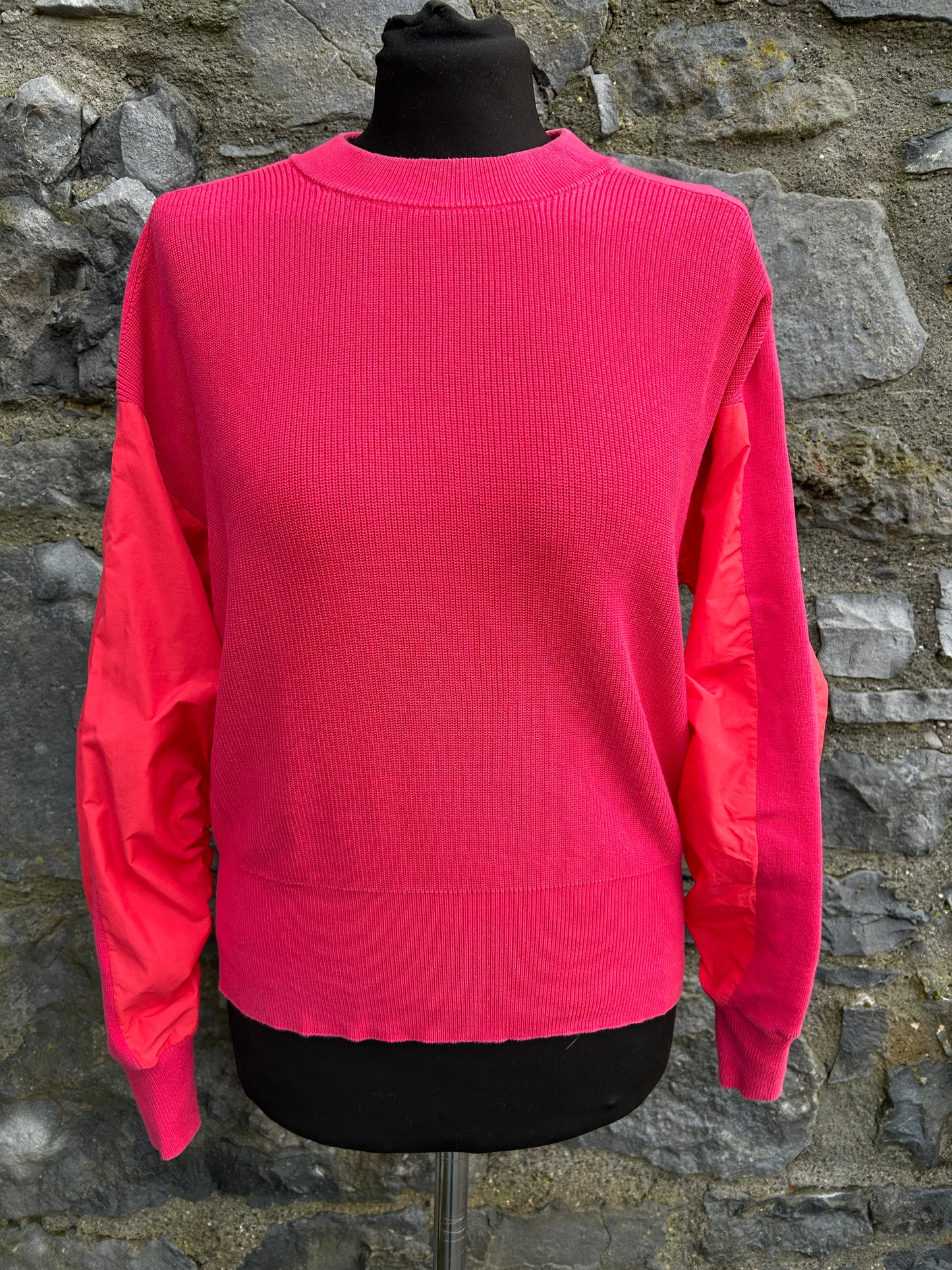 Pink sweatshirt with orange sleeves uk 8-10