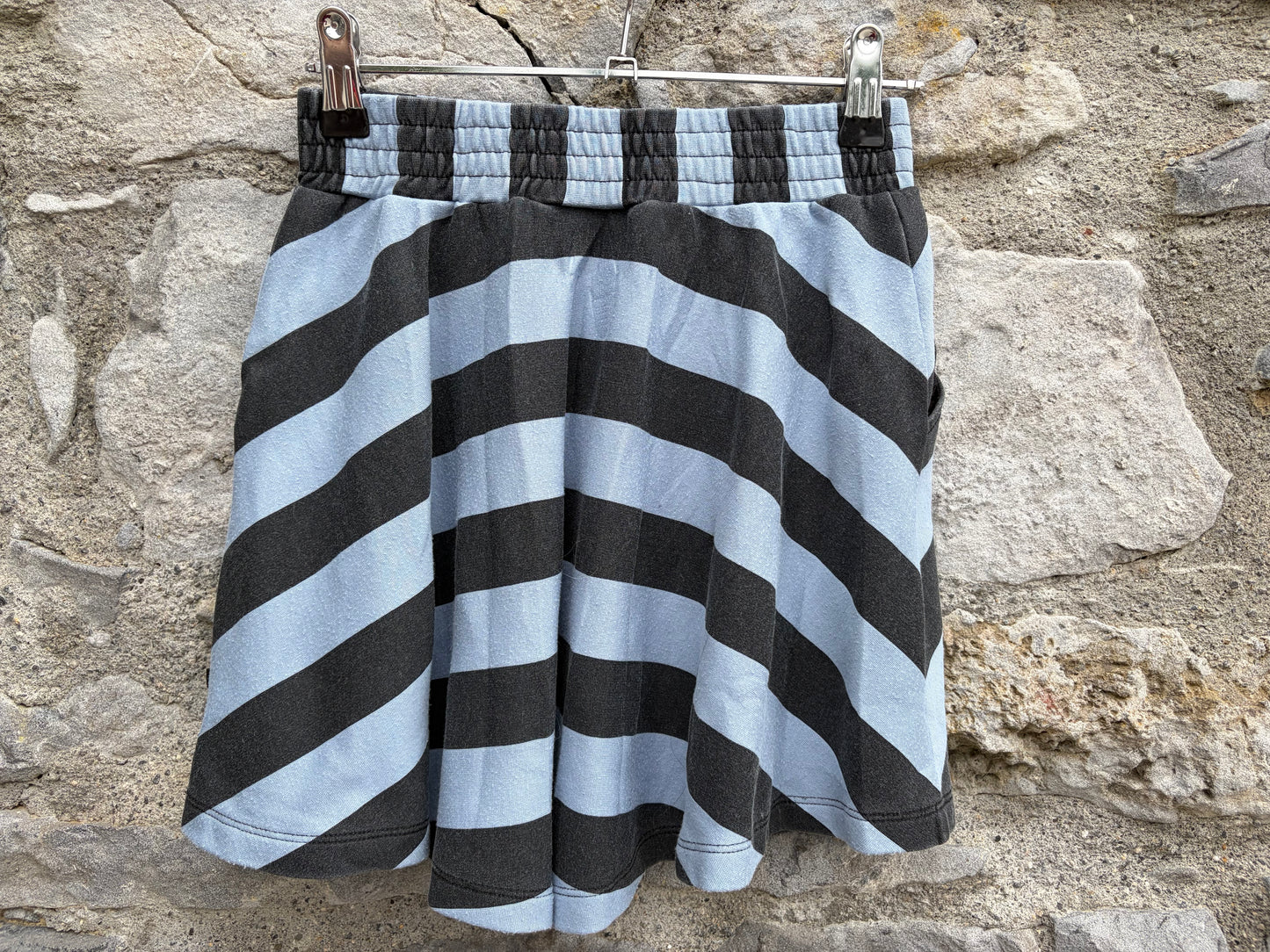 Blue&charcoal stripy skater skirt  9-10y (134-140cm)
