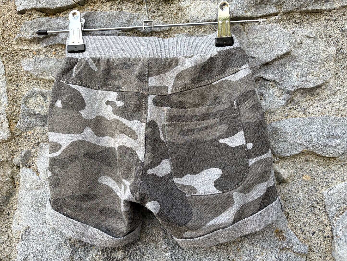 Camouflage shorts  12-18m (80-86cm)