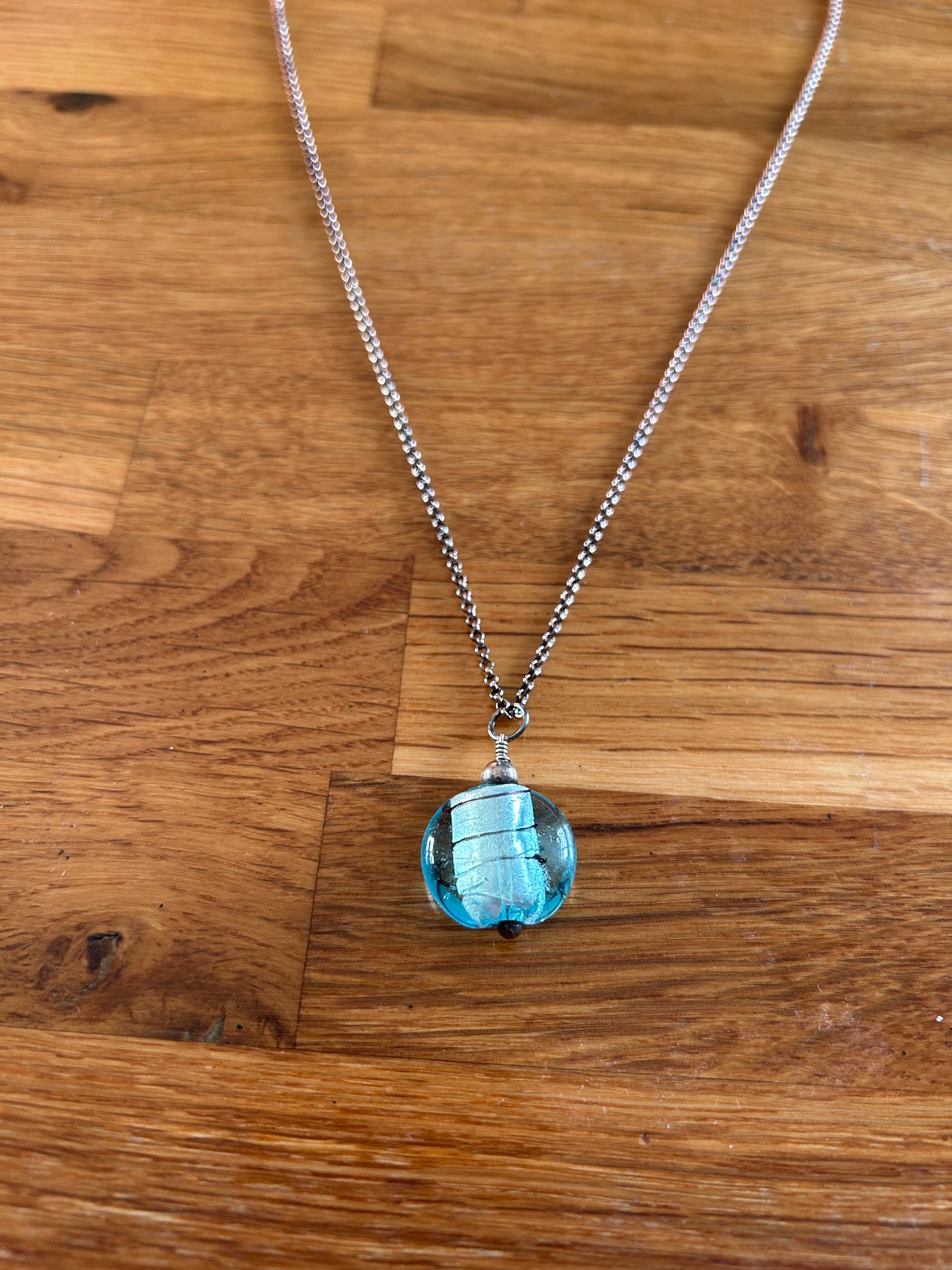 Single blue bead&silver necklace