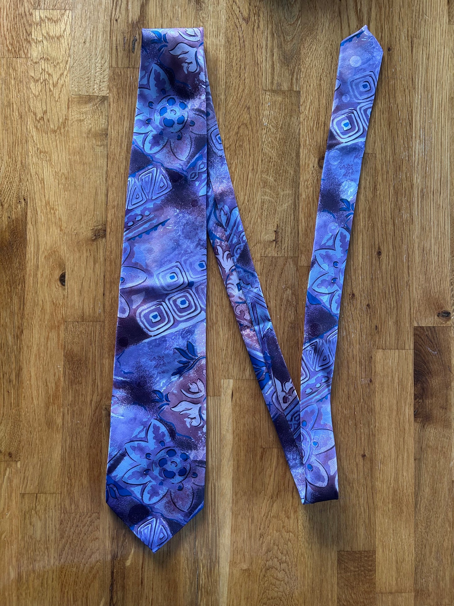 Purple abstract tie