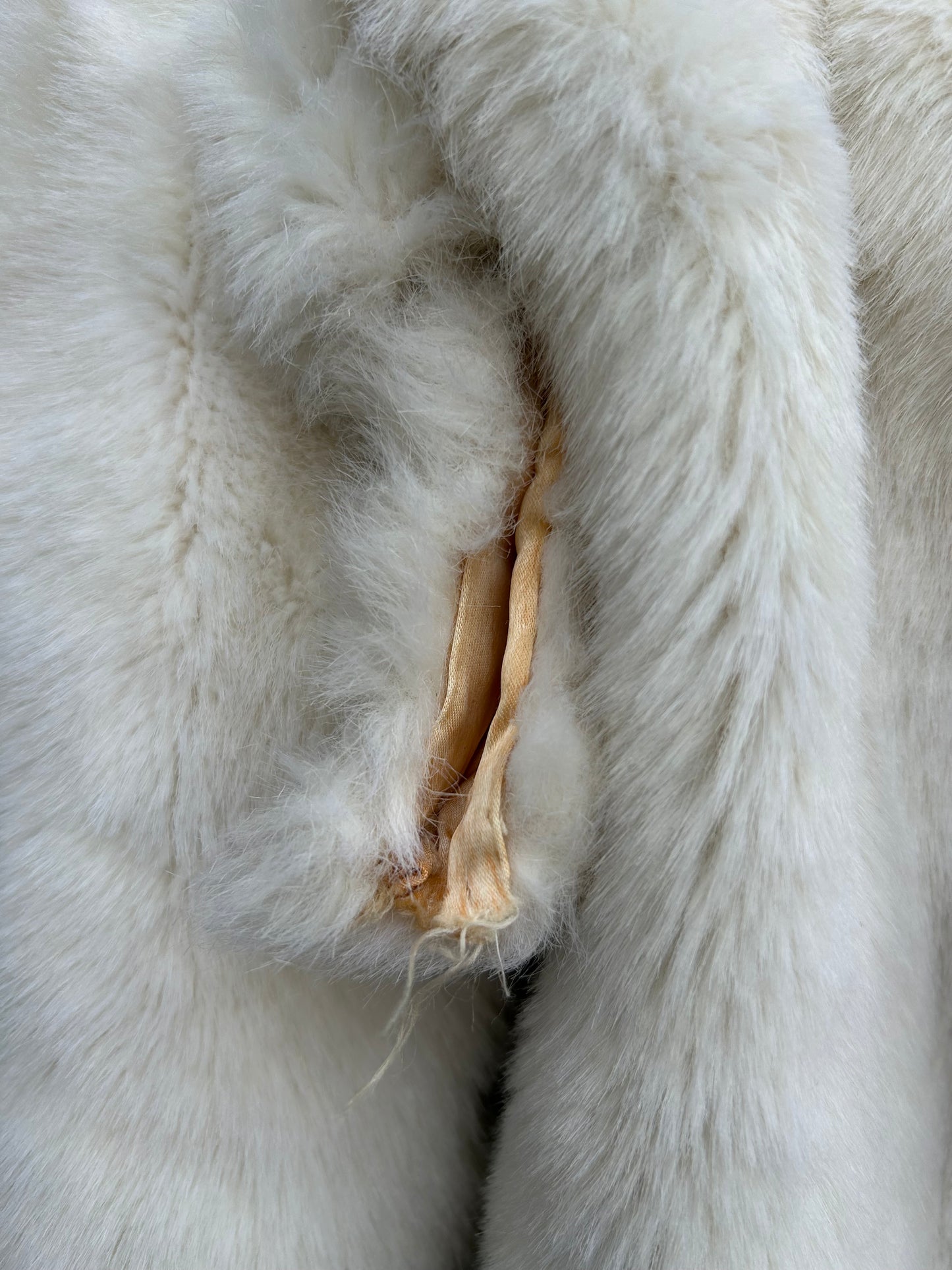 80s white faux fur wrap