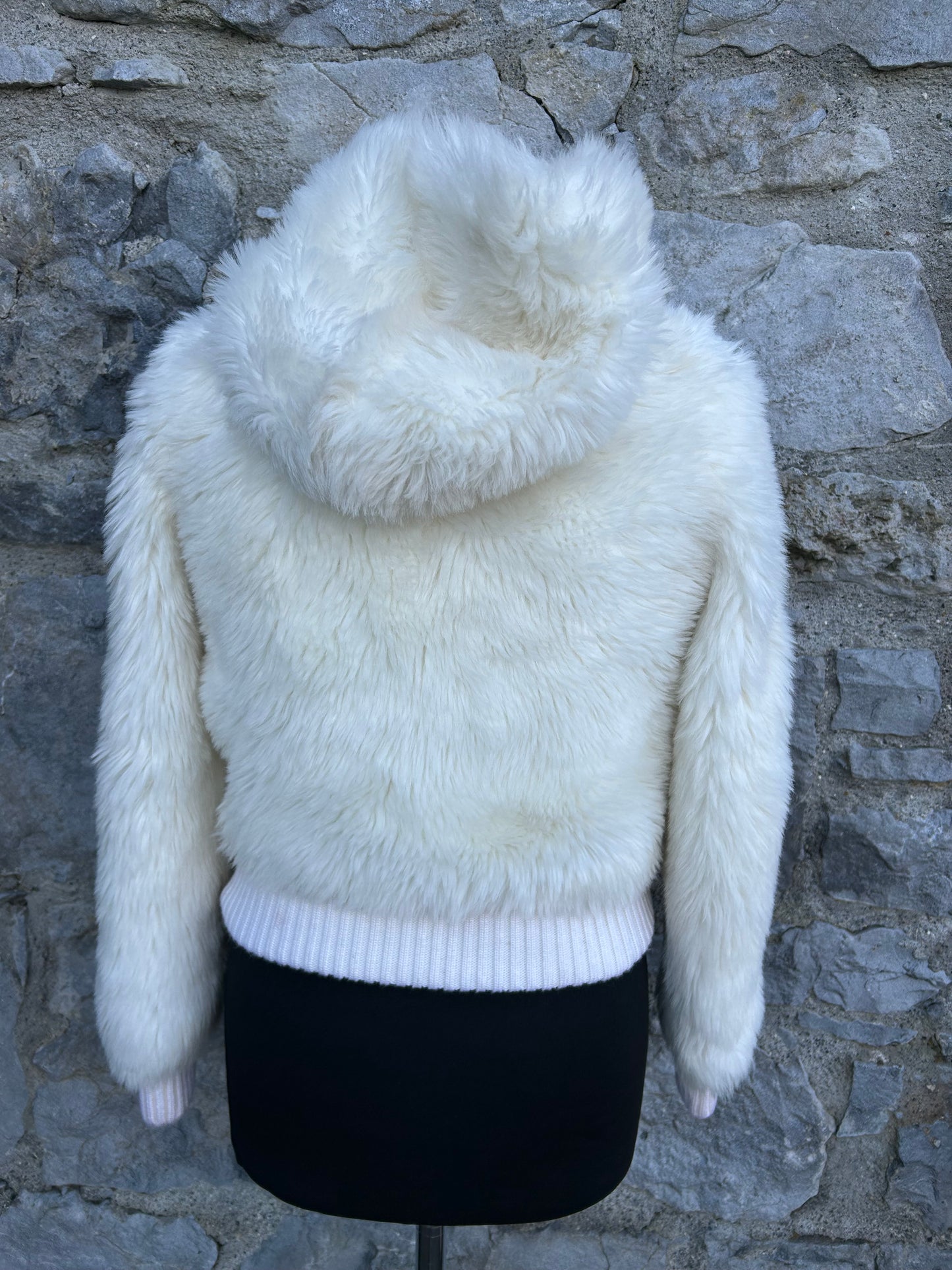 Y2K white furry cropped jacket uk 6-8