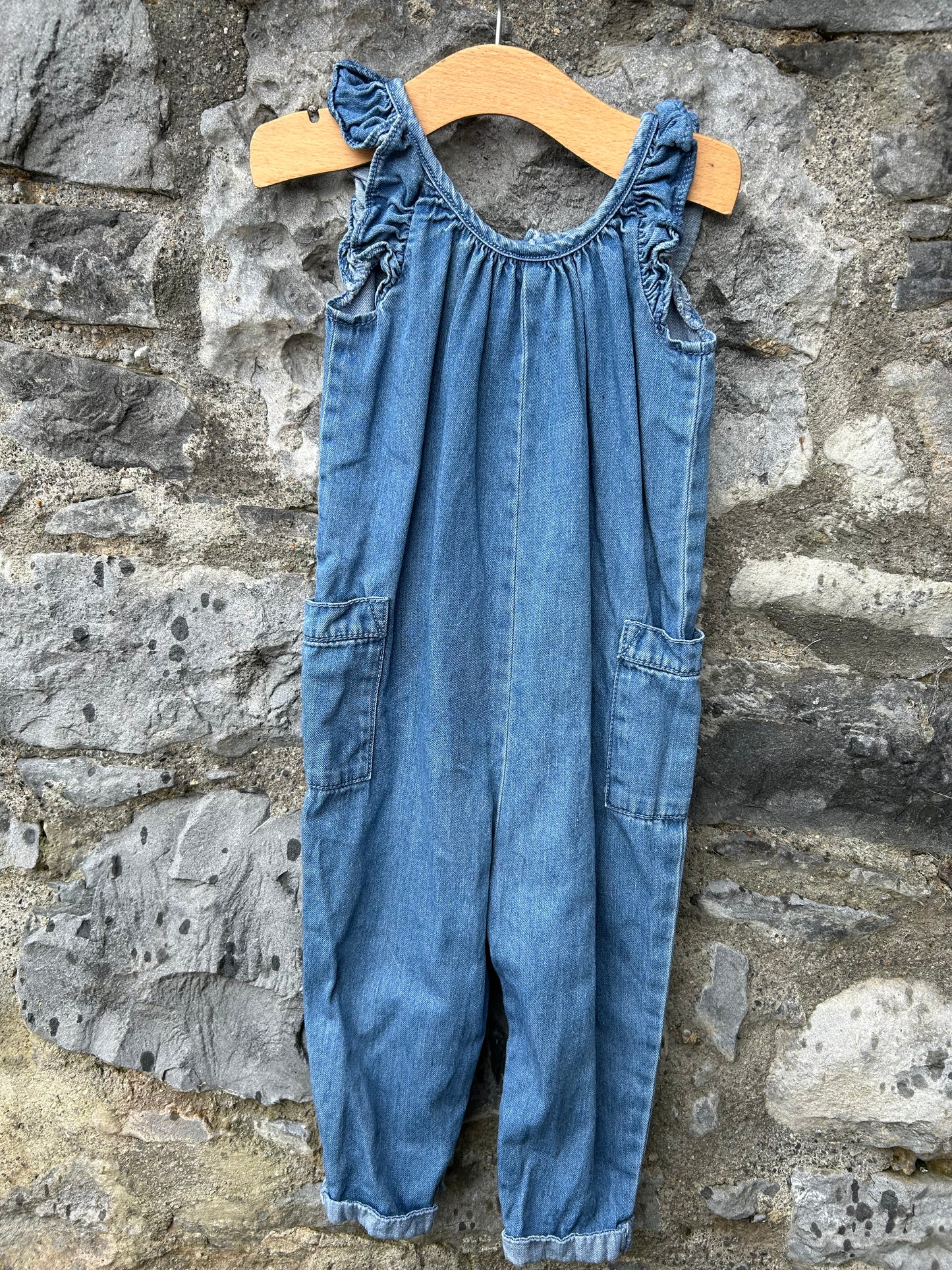 Blue denim jumpsuit   12-18m (80-86cm)