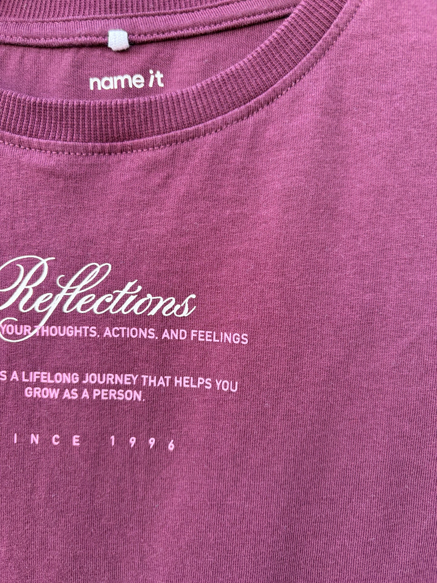Reflections maroon T-shirt  9-10y (134-140cm)