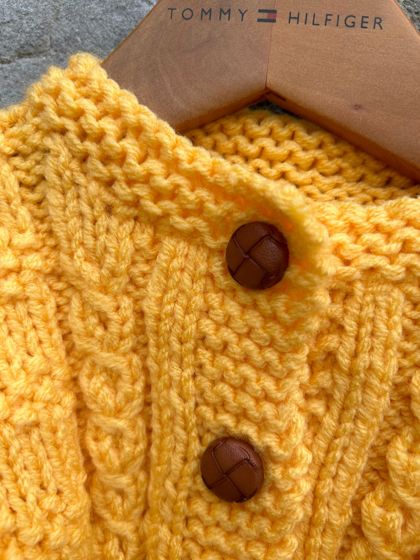 Yellow cardigan  6m (68cm)