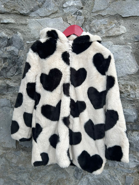 Black hearts furry coat  9-10y (134-140cm)