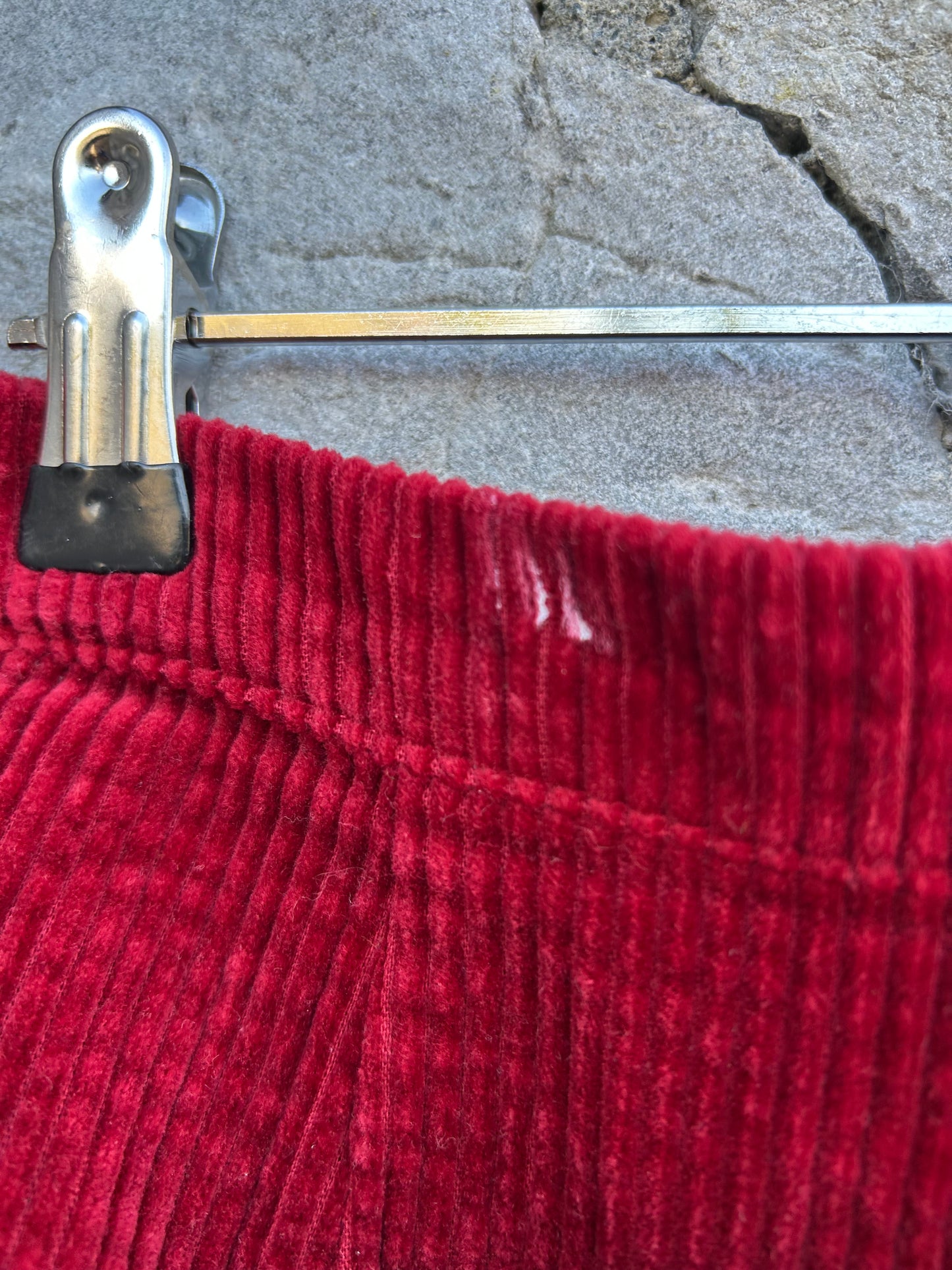 Maroon cord skirt  10y (140cm)