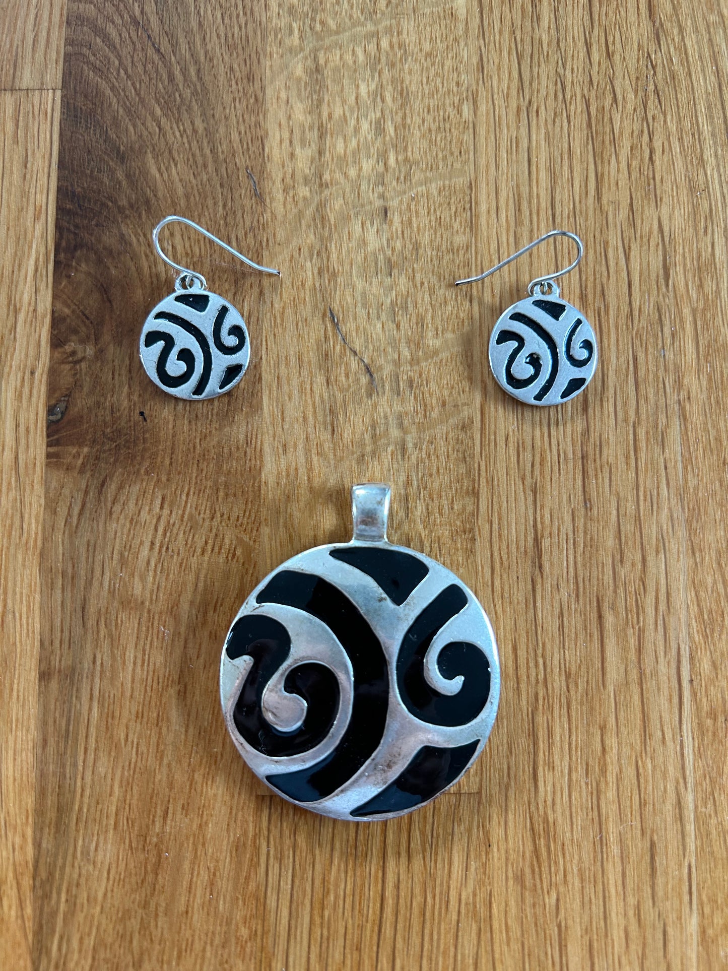 Abstract Pendant&earrings