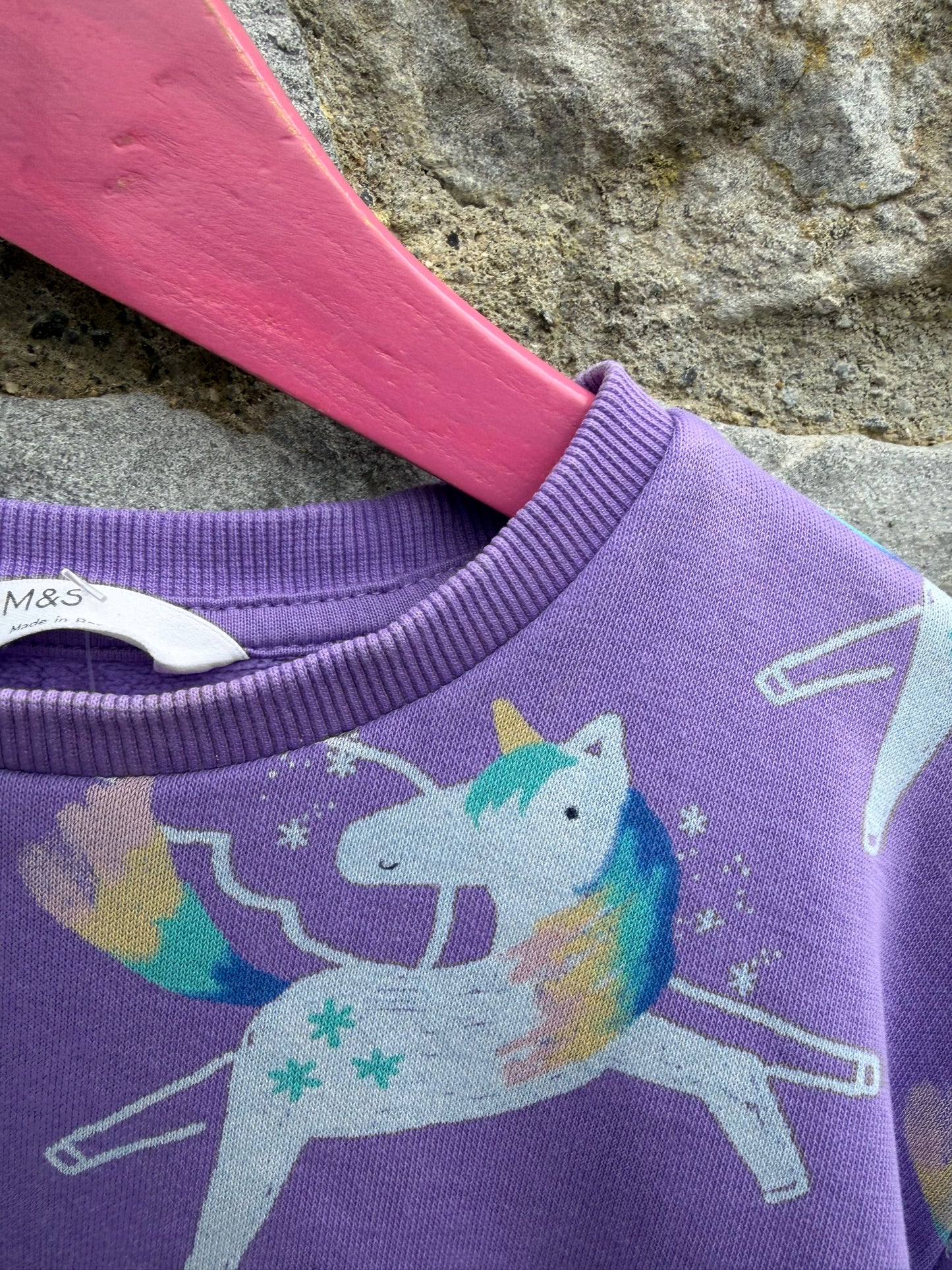 Unicorns purple sweatshirt  4y (104cm)