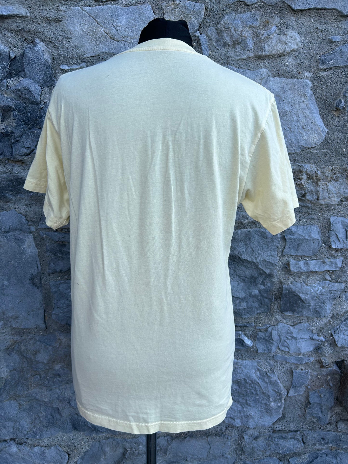 Light yellow T-shirt Small