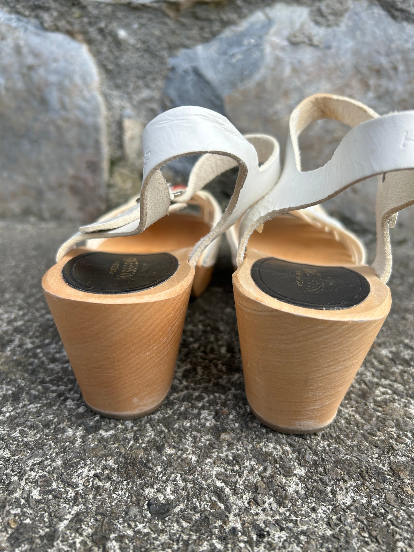 White wooden clogs  uk 6 (eu 39)