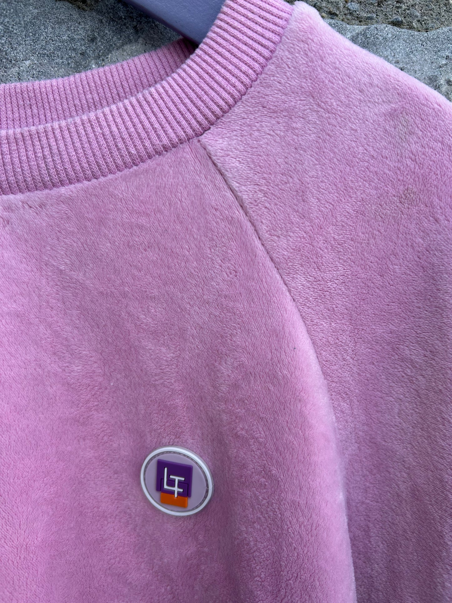 Pink velour sweatshirt  10-11y (140-146cm)