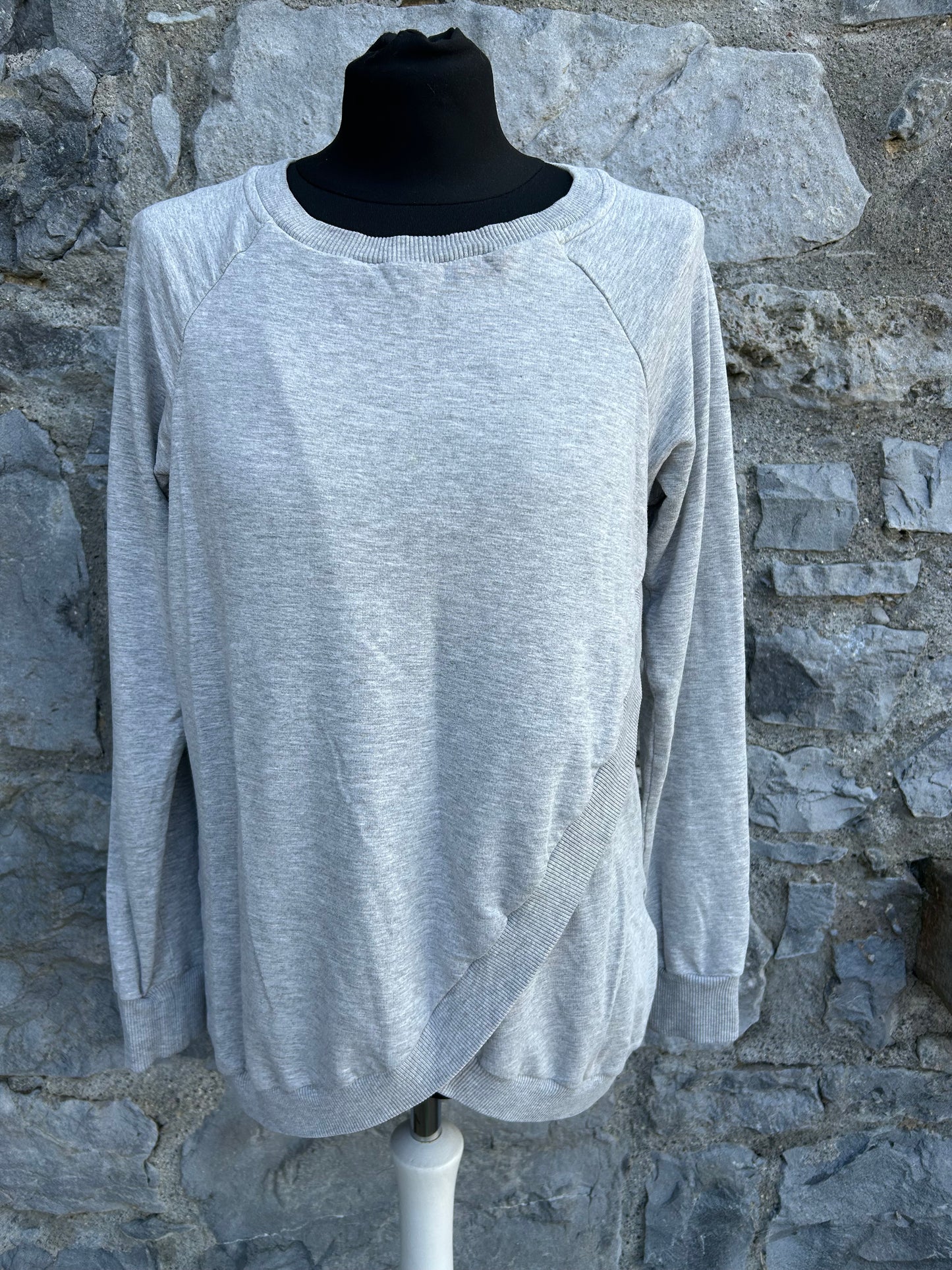 Grey maternity sweatshirt uk 8-10