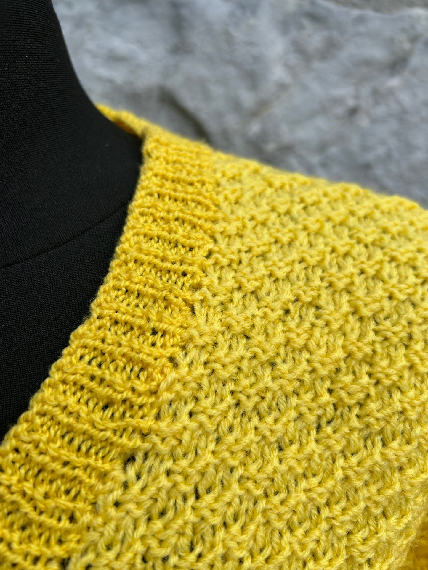 Yellow jumper uk 16-18