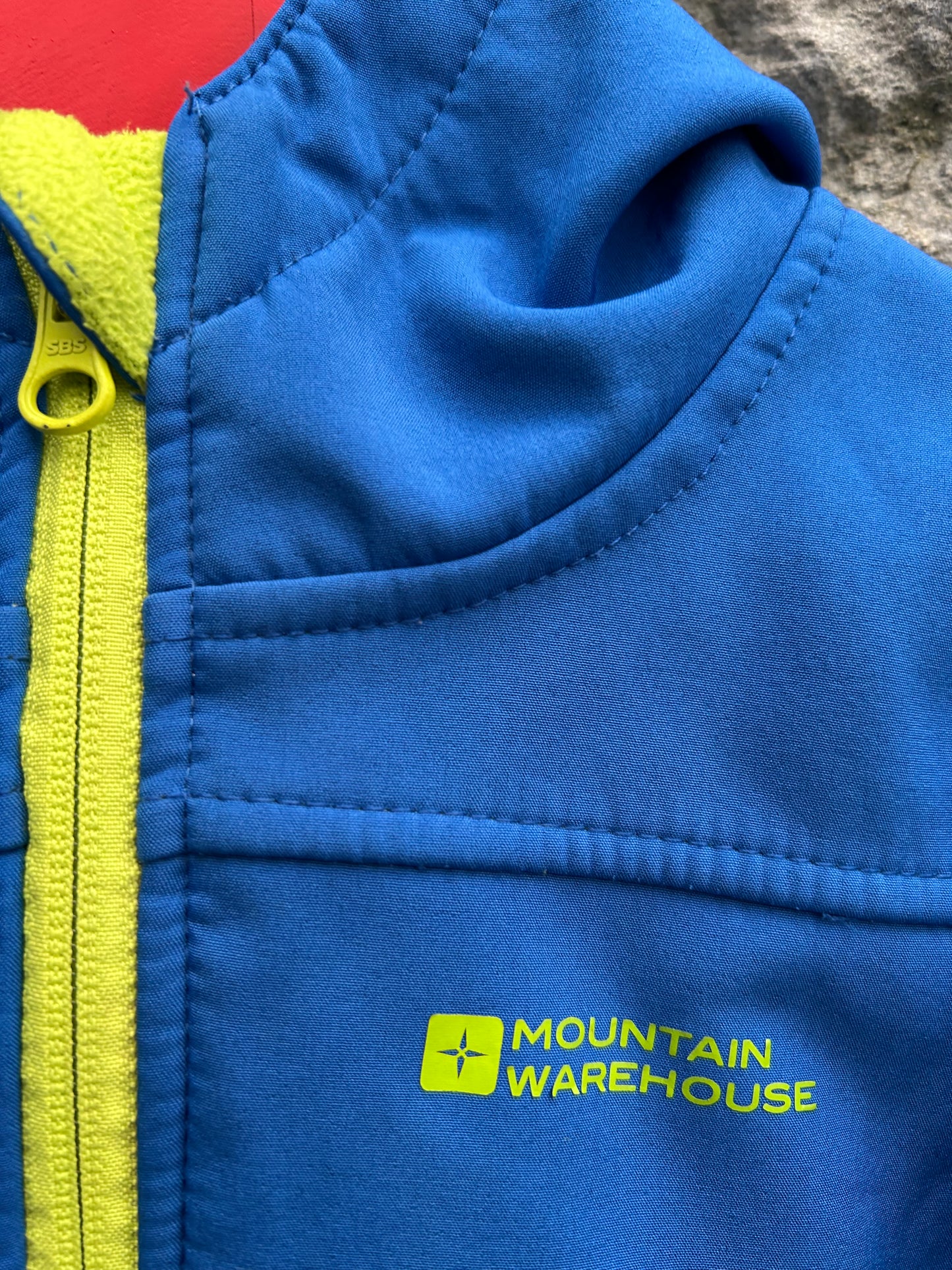 Blue softshell jacket 3-4y (98-104cm)