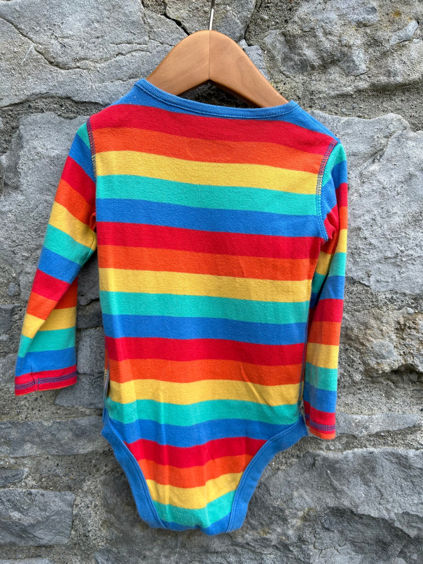 Rainbow stripes vest  12-18m (80-86cm)