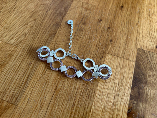 Circle pink bracelet