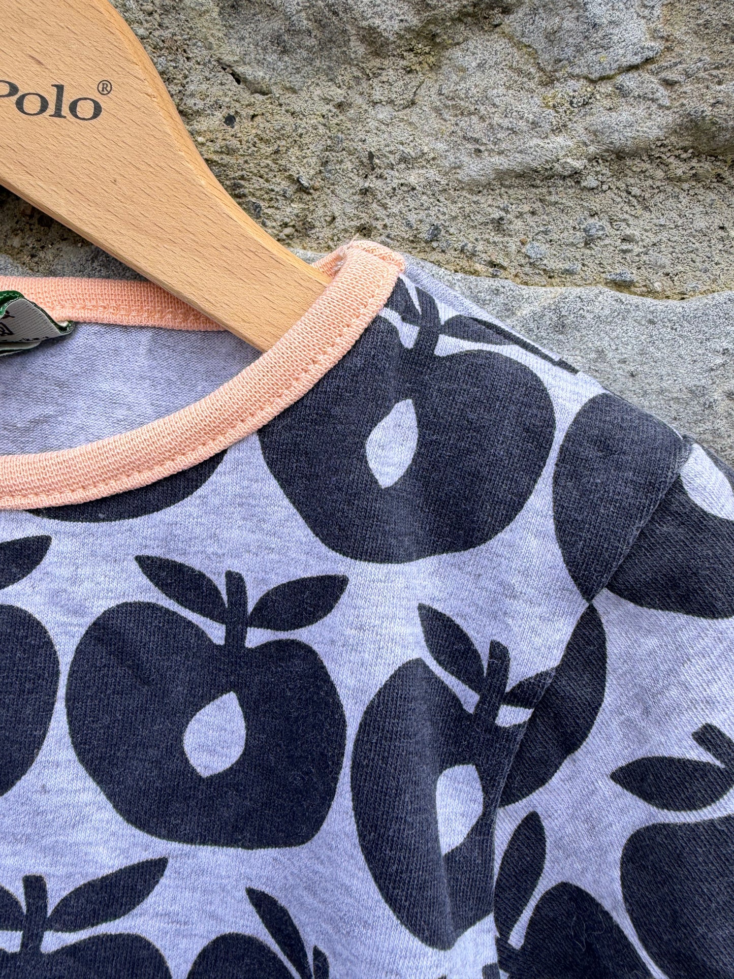 Apples grey T-shirt  3-4y (98-104cm)