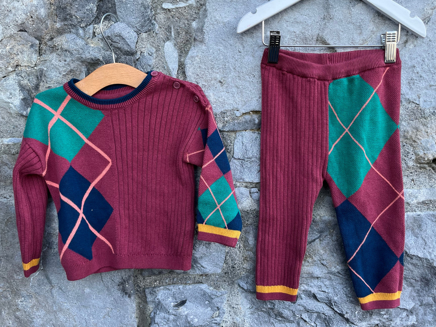 Maroon knitted set   9-12m (74-80cm)