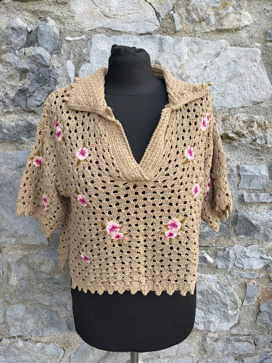 Crochet beige top with embroidered flowers uk 8-10