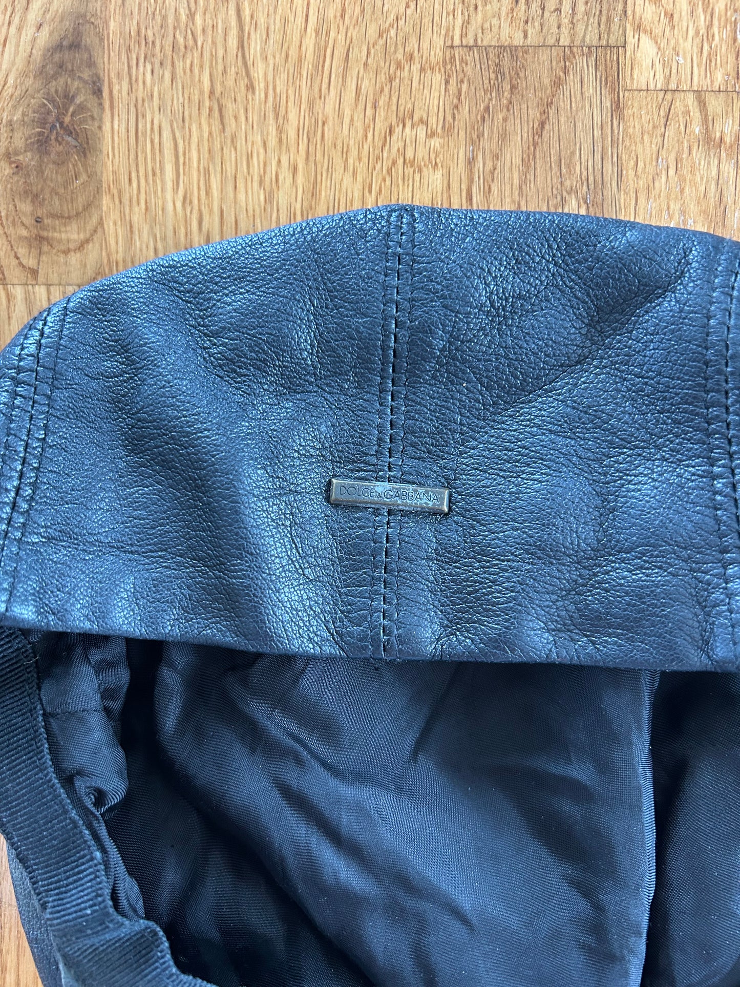 D&G leather newsboy cap