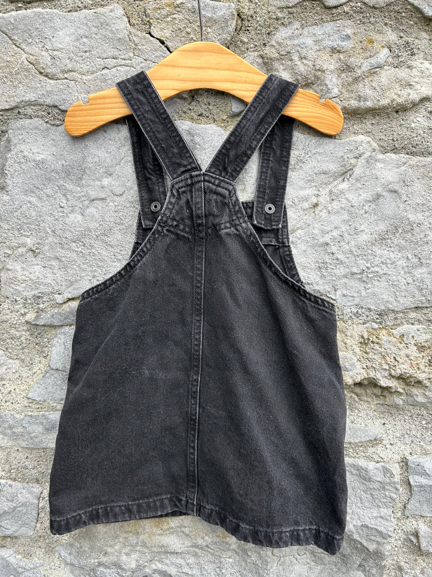 Charcoal denim pinafore 18-24m (86-92cm)