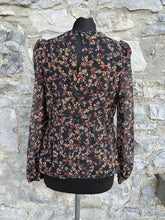 Load image into Gallery viewer, Floral black top uk 10
