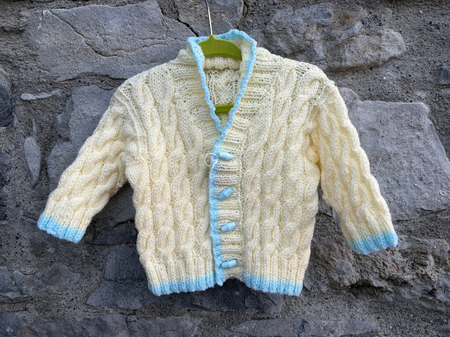 Ecru cable cardigan  6-9m (68-74cm)