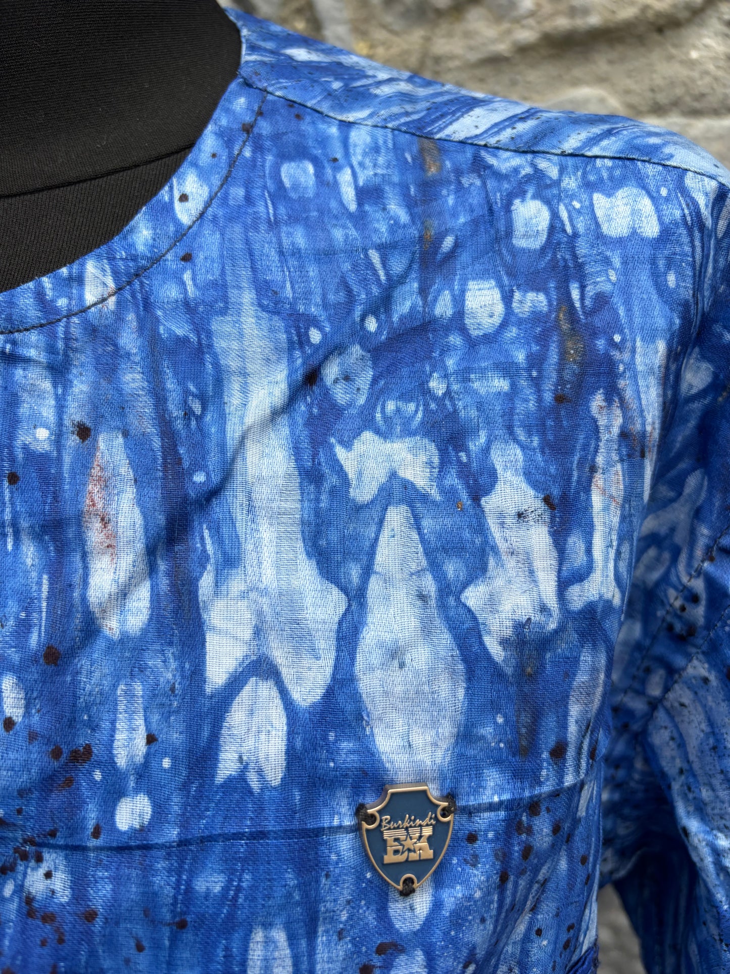 Blue tie dye shirt Small
