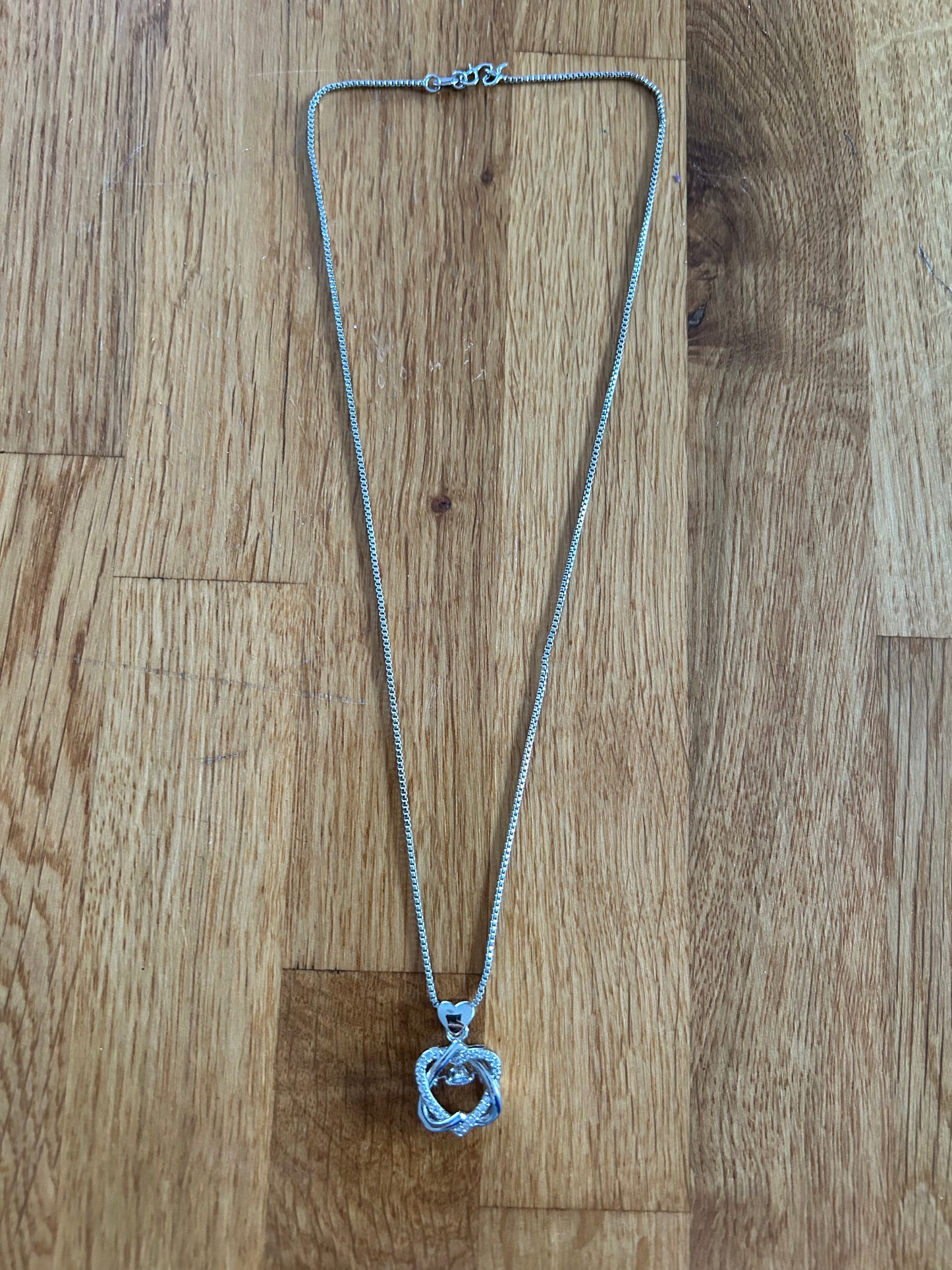 Silver zircon necklace