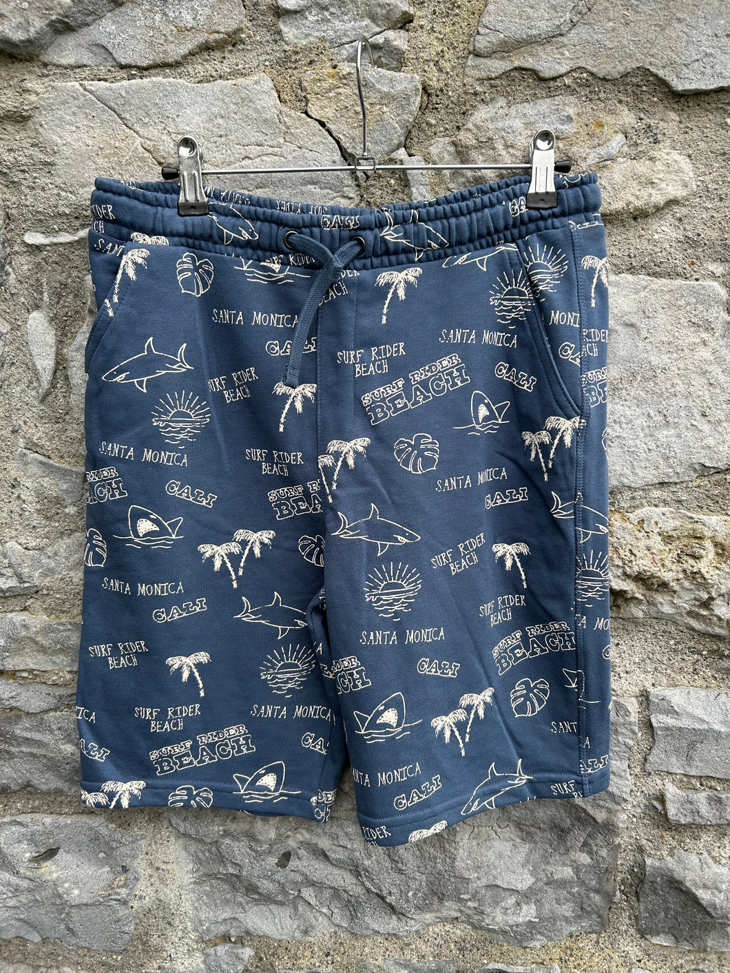 Beach navy shorts   13-14y (158-164cm)