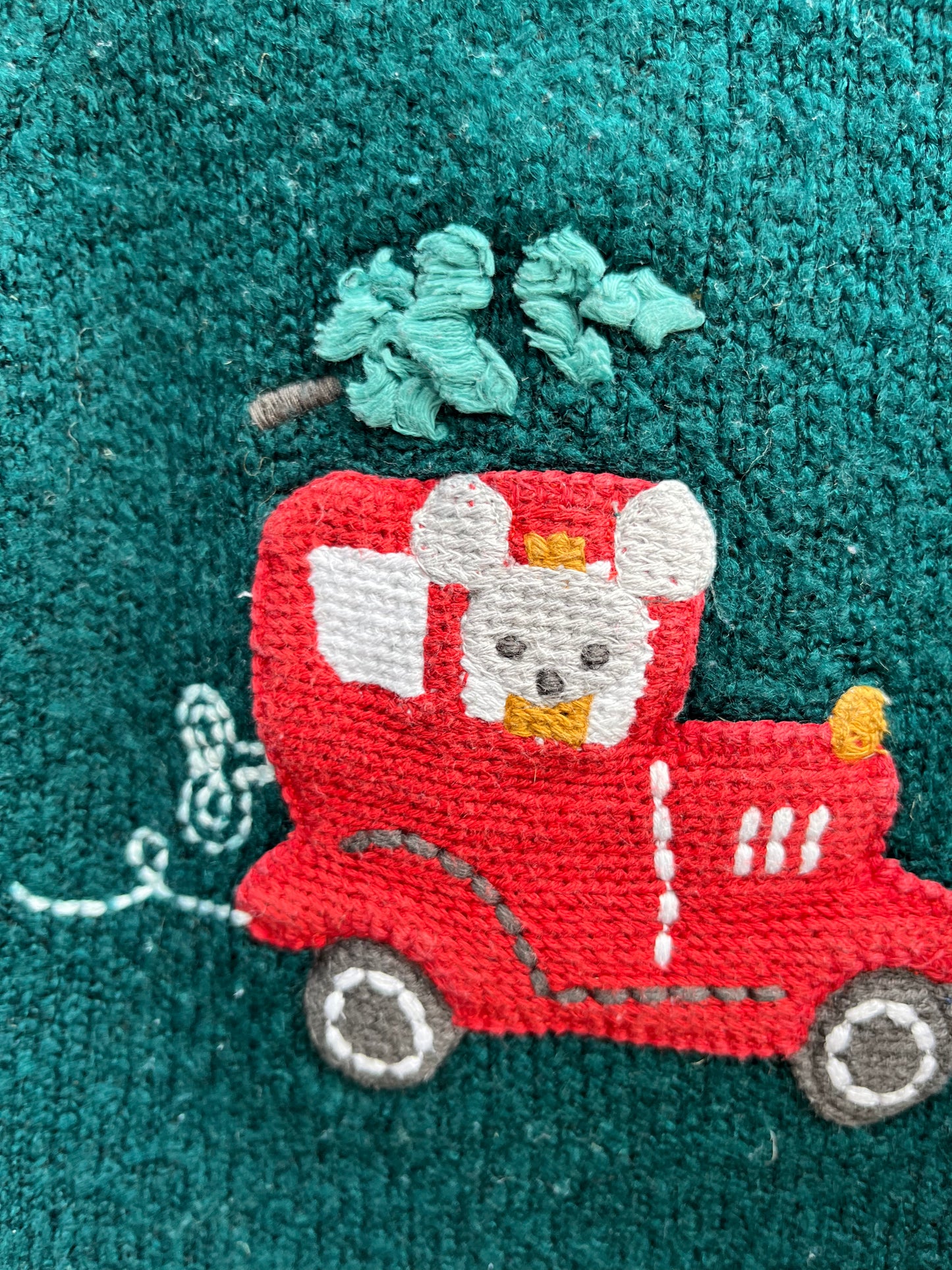 Red car green jumper  0-3m (56-62cm)