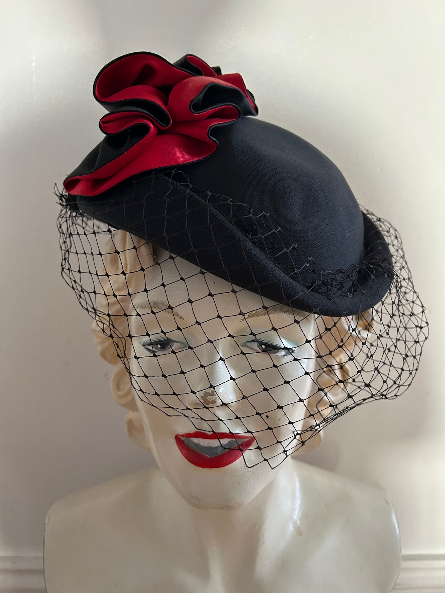 Black hat with fish net