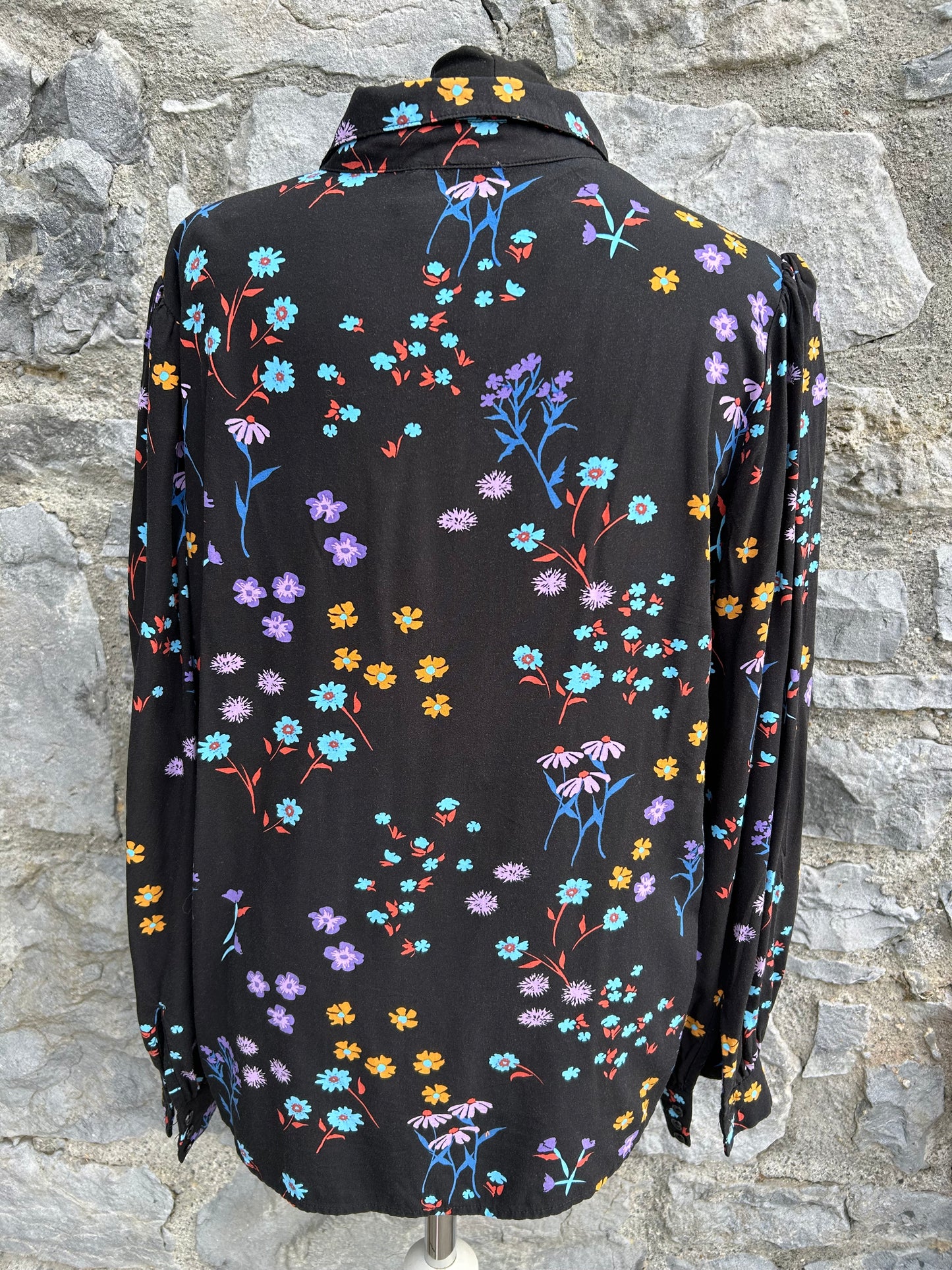 Colourful meadow flowers shirt uk 14