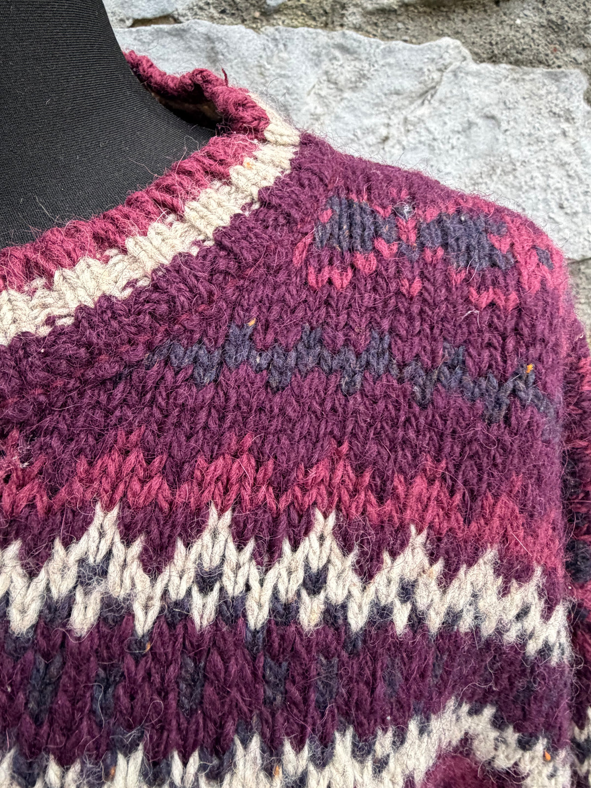 Maroon geometric woolly jumper Large