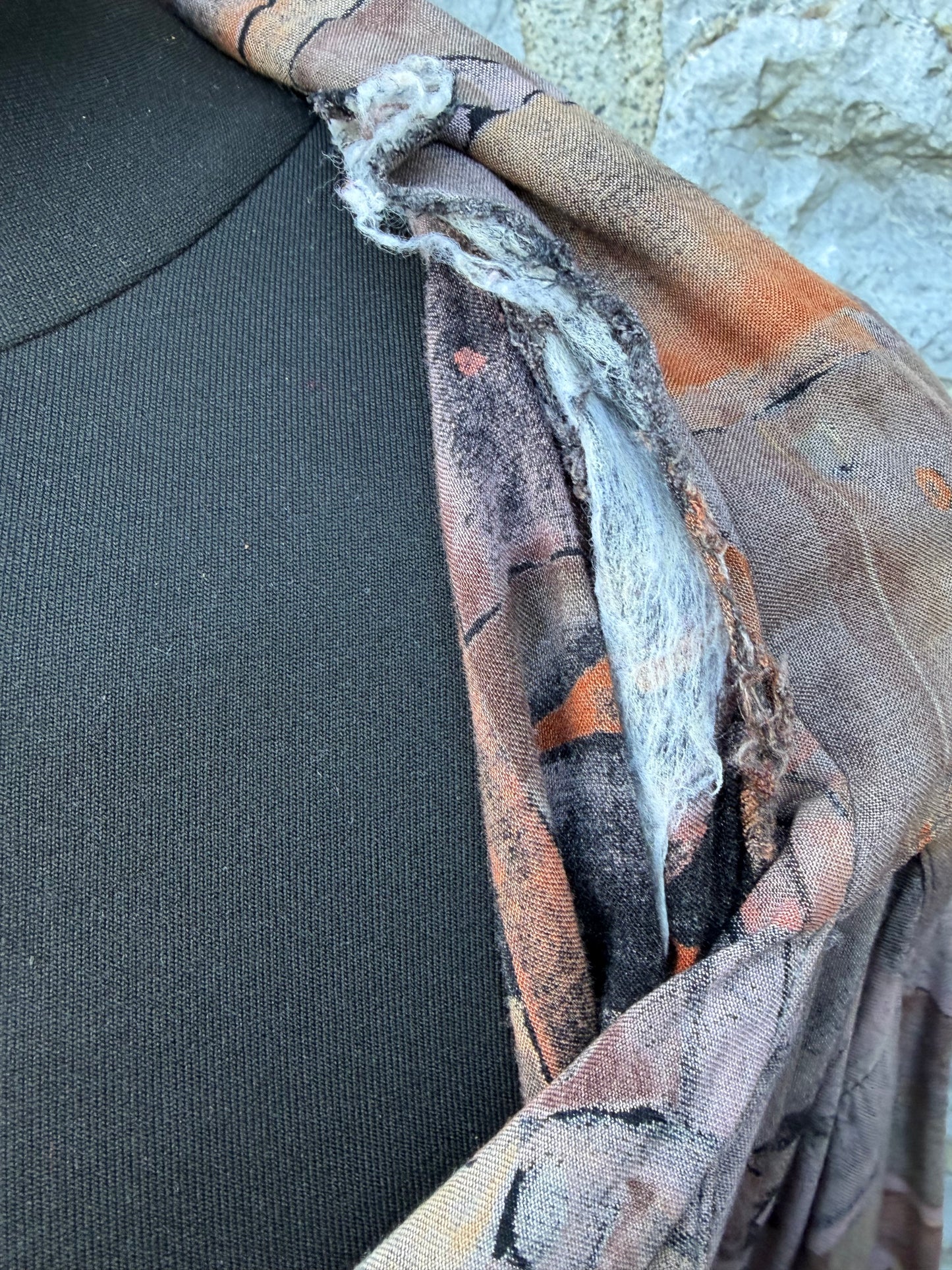 80s brown abstract shirt Medium