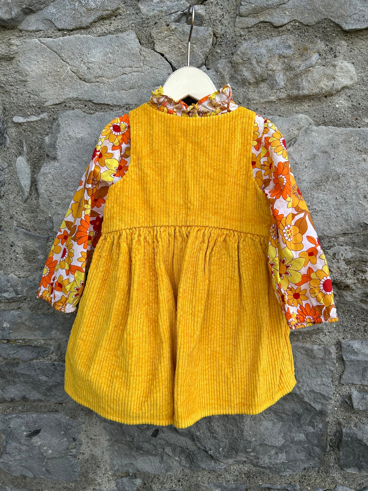 Orange&yellow flowers vest  12-18m (80-86cm)