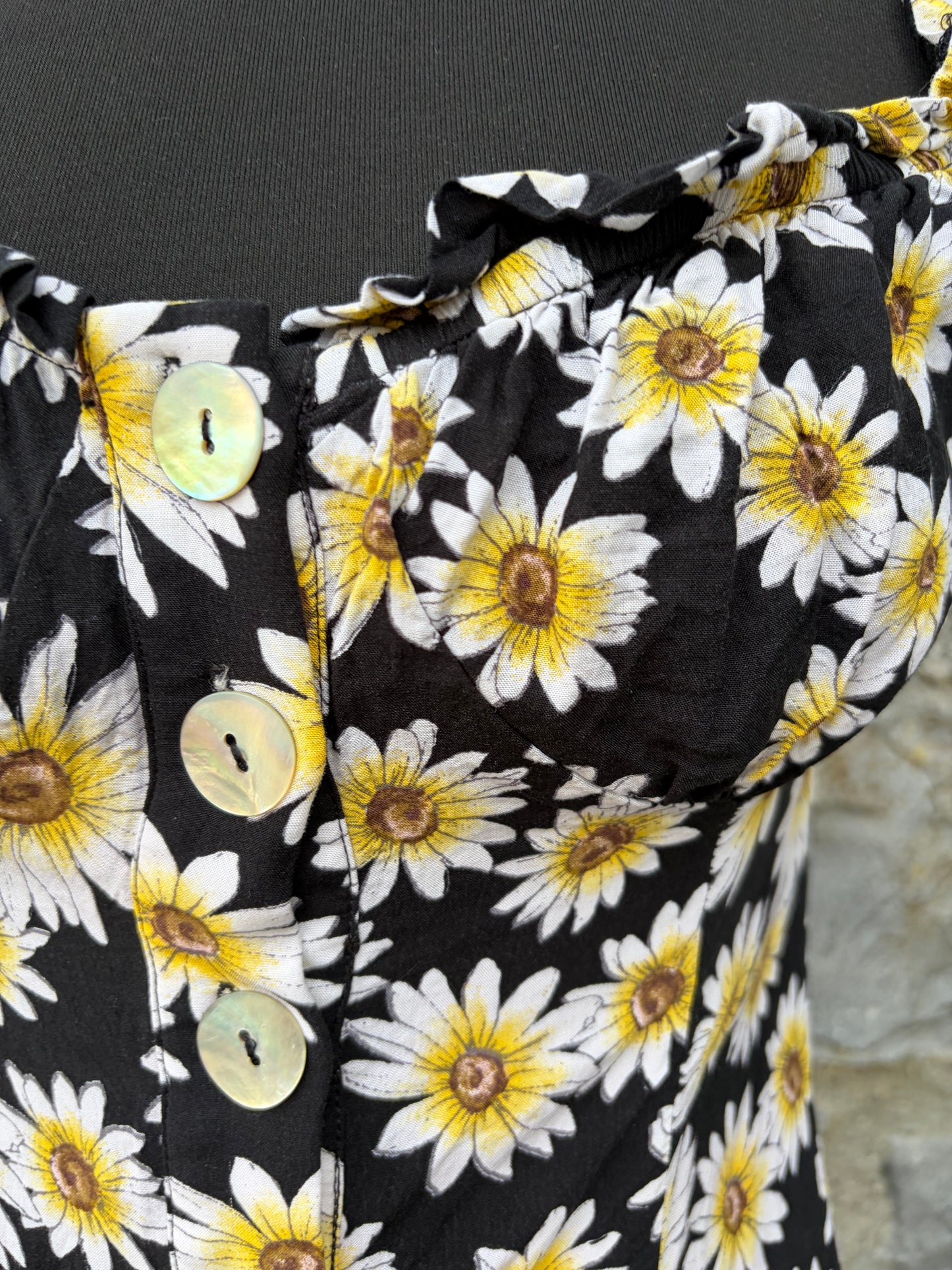 Daisies black dress uk 8