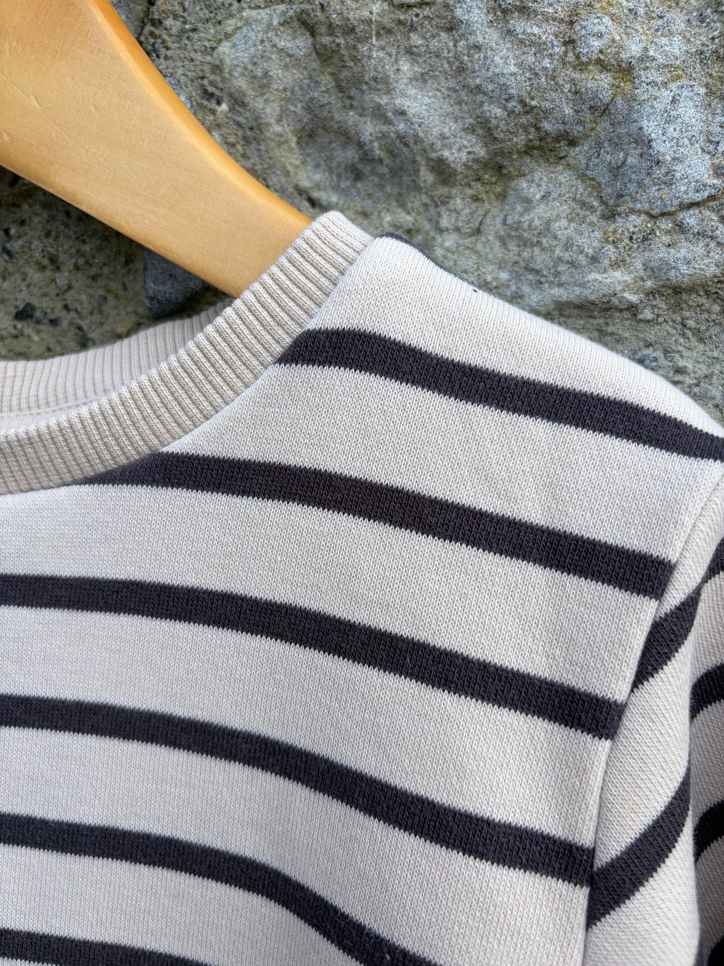 Beige stripy sweat dress  4-5y (104-110cm)