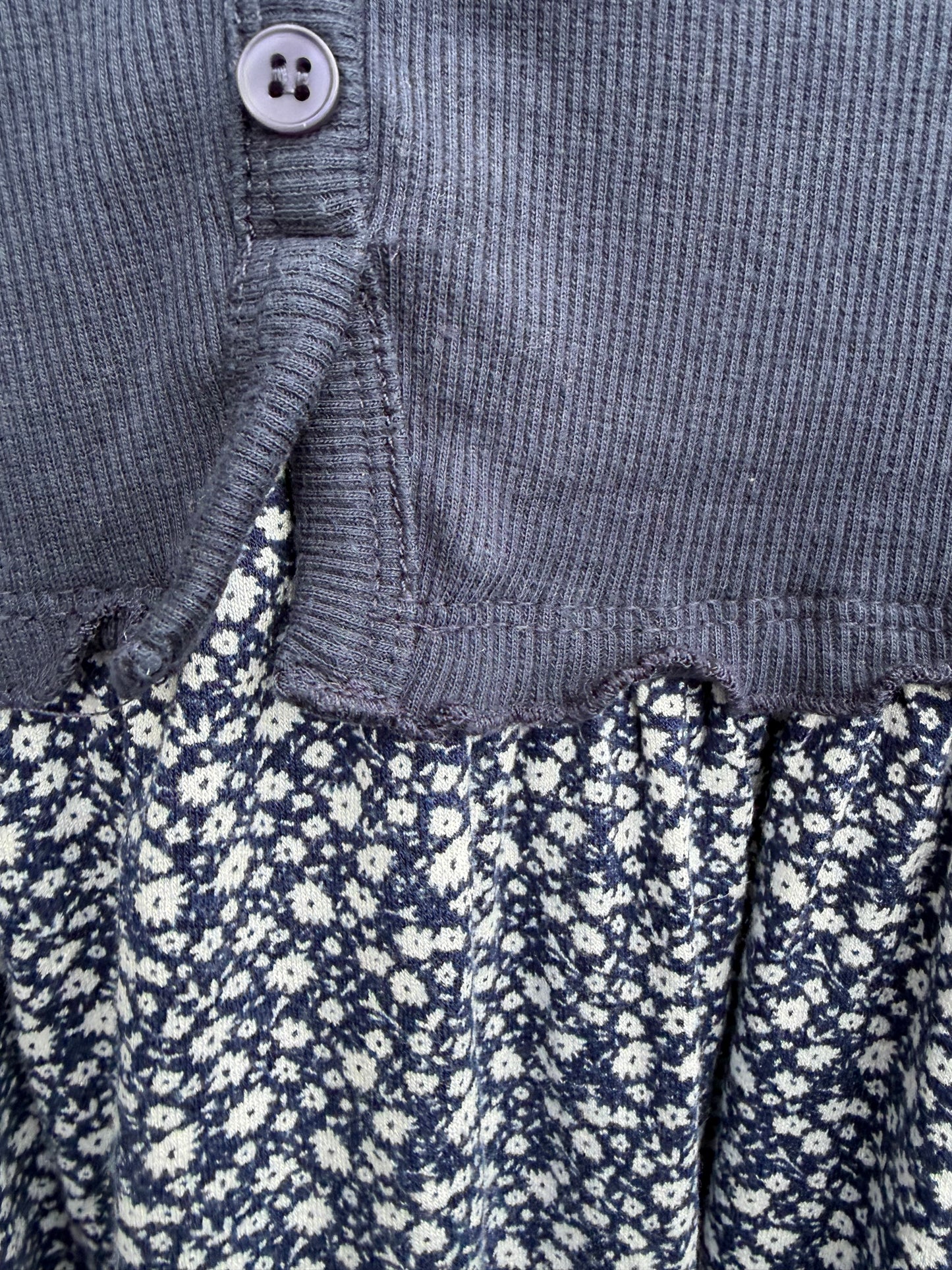 Navy floral dress 9y (134cm)