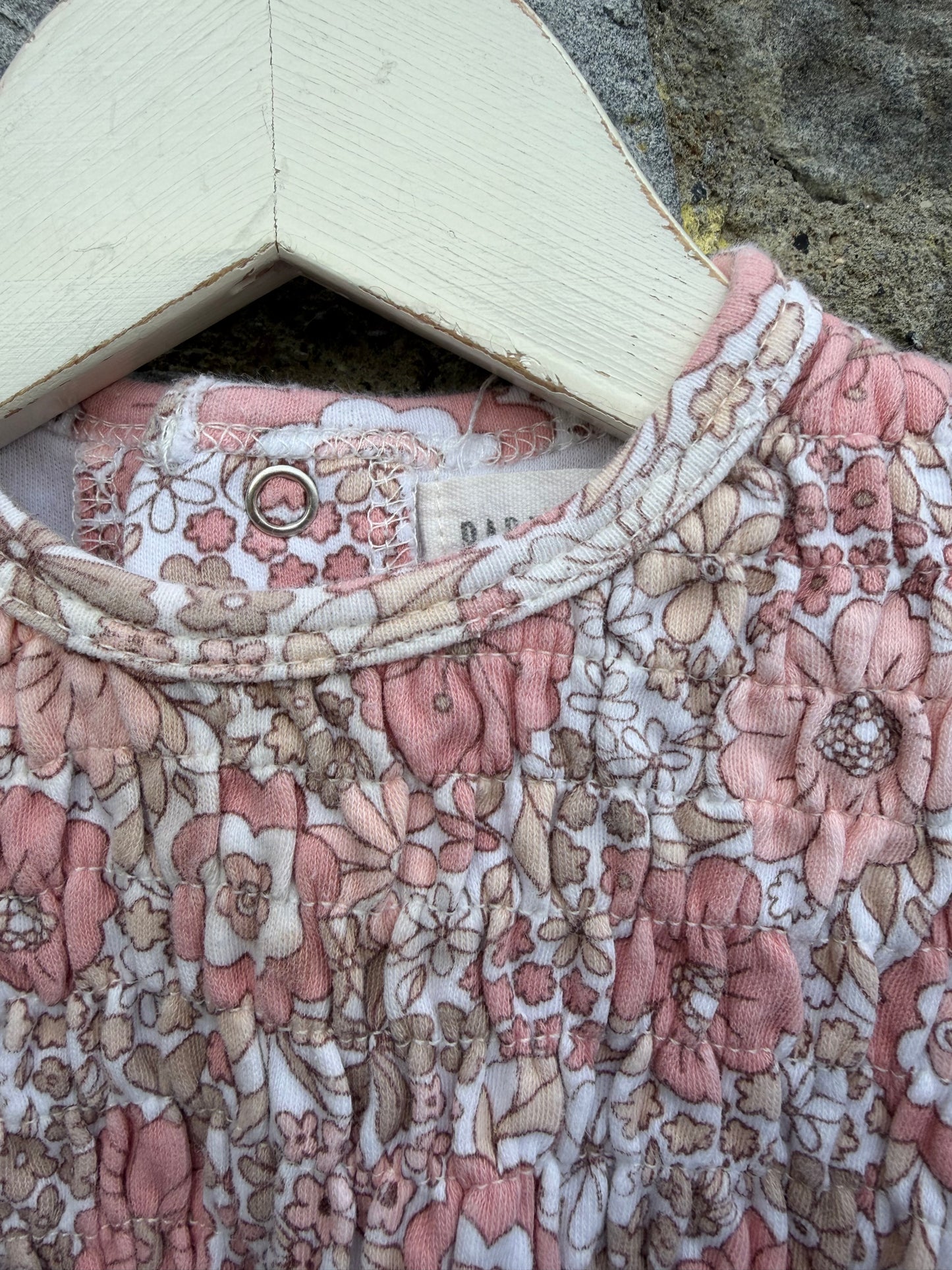 Pink floral vest  6-9m (68-74cm)
